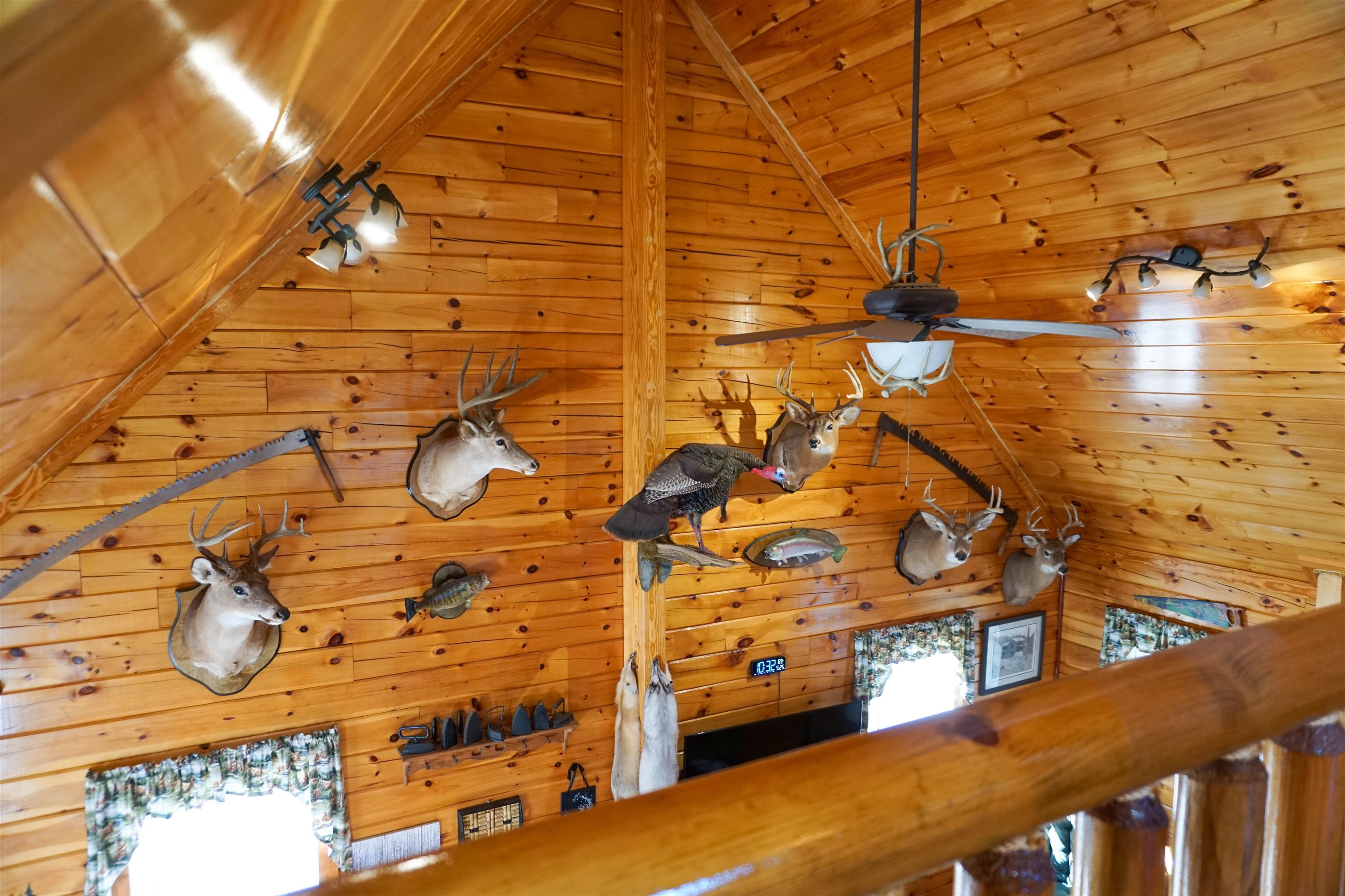 1475 OVERLOOK WAY, CLIFTON FORGE, Virginia 24422, 2 Bedrooms Bedrooms, ,3 BathroomsBathrooms,Residential,1475 OVERLOOK WAY,682770 MLS # 682770 1475 OVERLOOK WAY, CLIFTON FORGE, Virginia 24422, 2 Bedrooms Bedrooms, ,3 BathroomsBathrooms,Residential,1475 OVERLOOK WAY,682770 MLS # 682770