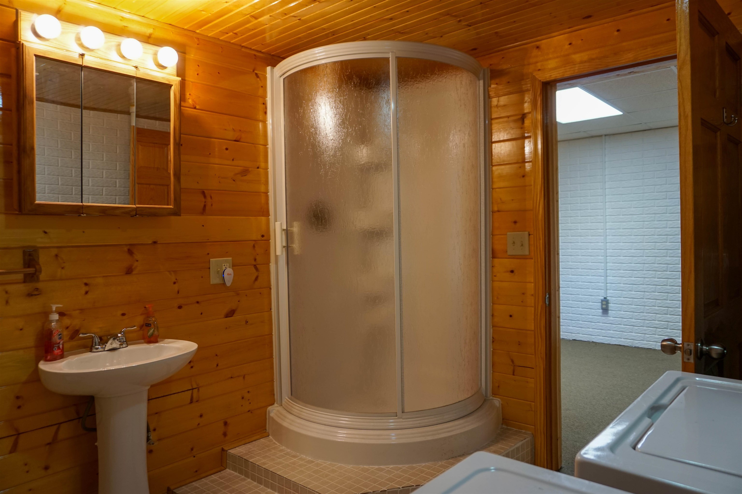 1475 OVERLOOK WAY, CLIFTON FORGE, Virginia 24422, 2 Bedrooms Bedrooms, ,3 BathroomsBathrooms,Residential,1475 OVERLOOK WAY,682770 MLS # 682770 1475 OVERLOOK WAY, CLIFTON FORGE, Virginia 24422, 2 Bedrooms Bedrooms, ,3 BathroomsBathrooms,Residential,1475 OVERLOOK WAY,682770 MLS # 682770