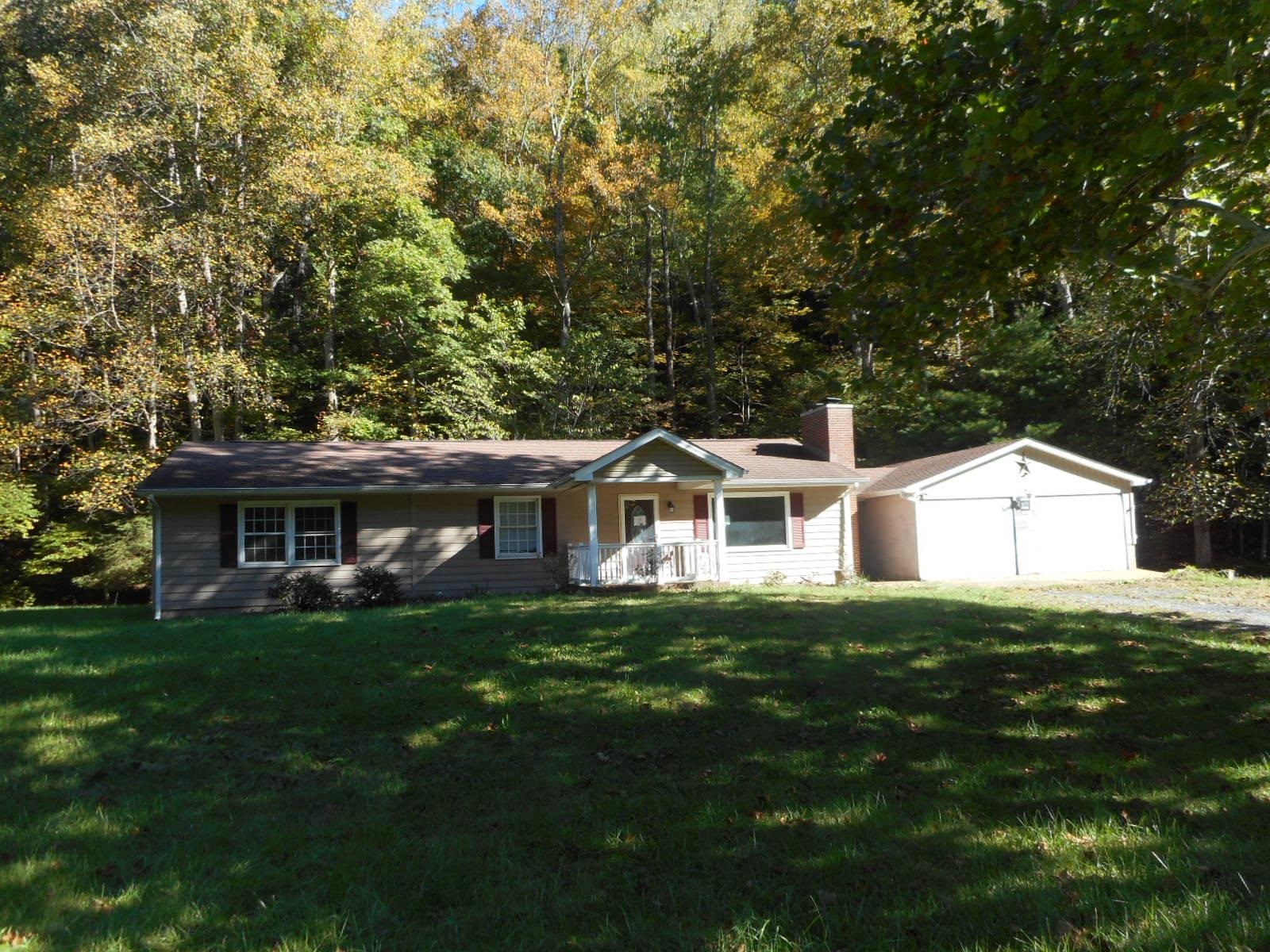 3203 PARKERSBURG PIKE, SWOOPE, Virginia 24479, 4 Bedrooms Bedrooms, ,1 BathroomBathrooms,Residential,VRM #228105,3203 PARKERSBURG PIKE,682771 MLS # 682771 3203 PARKERSBURG PIKE, SWOOPE, Virginia 24479, 4 Bedrooms Bedrooms, ,1 BathroomBathrooms,Residential,VRM #228105,3203 PARKERSBURG PIKE,682771 MLS # 682771