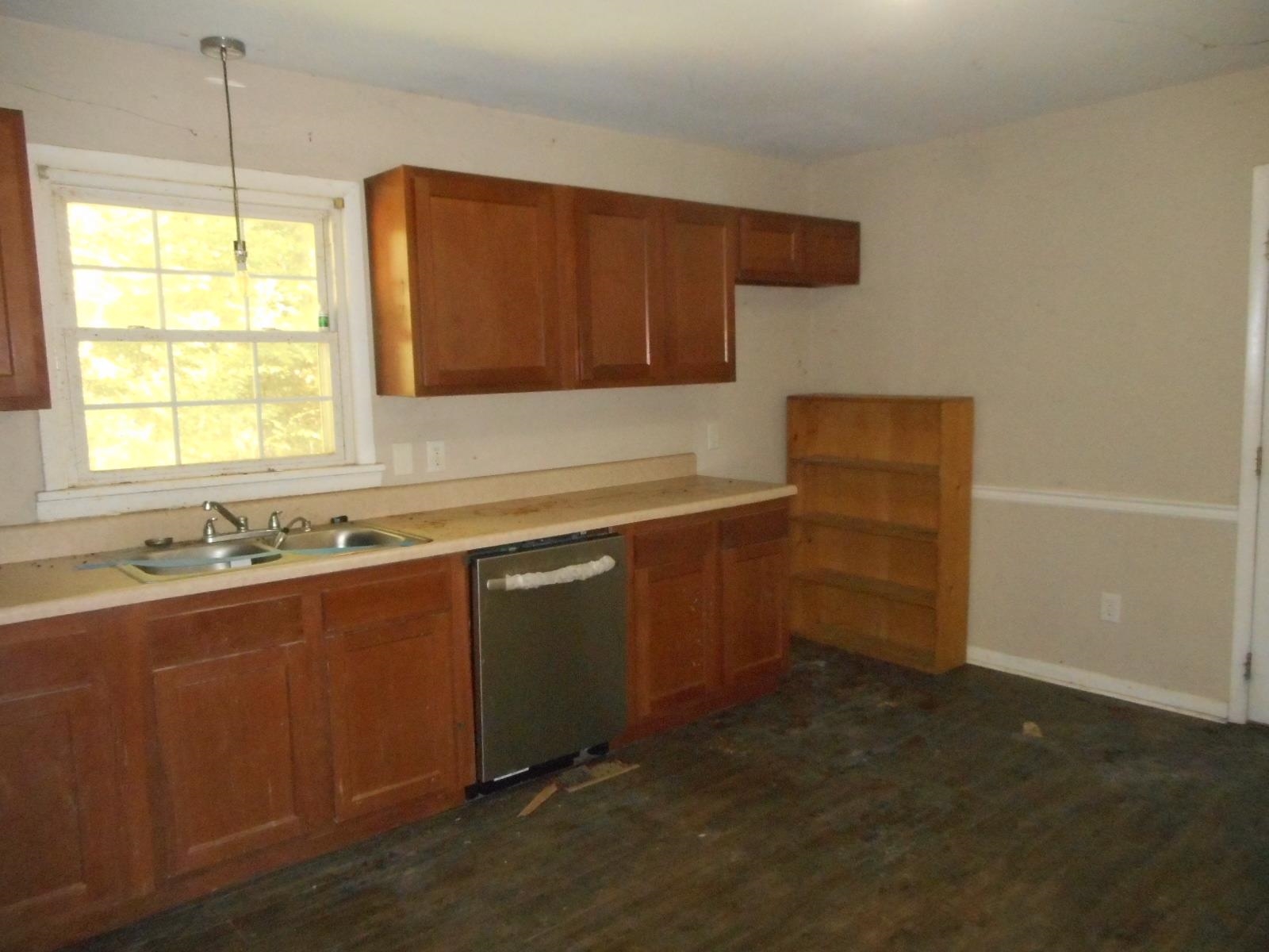 3203 PARKERSBURG PIKE, SWOOPE, Virginia 24479, 4 Bedrooms Bedrooms, ,1 BathroomBathrooms,Residential,VRM #228105,3203 PARKERSBURG PIKE,682771 MLS # 682771 3203 PARKERSBURG PIKE, SWOOPE, Virginia 24479, 4 Bedrooms Bedrooms, ,1 BathroomBathrooms,Residential,VRM #228105,3203 PARKERSBURG PIKE,682771 MLS # 682771