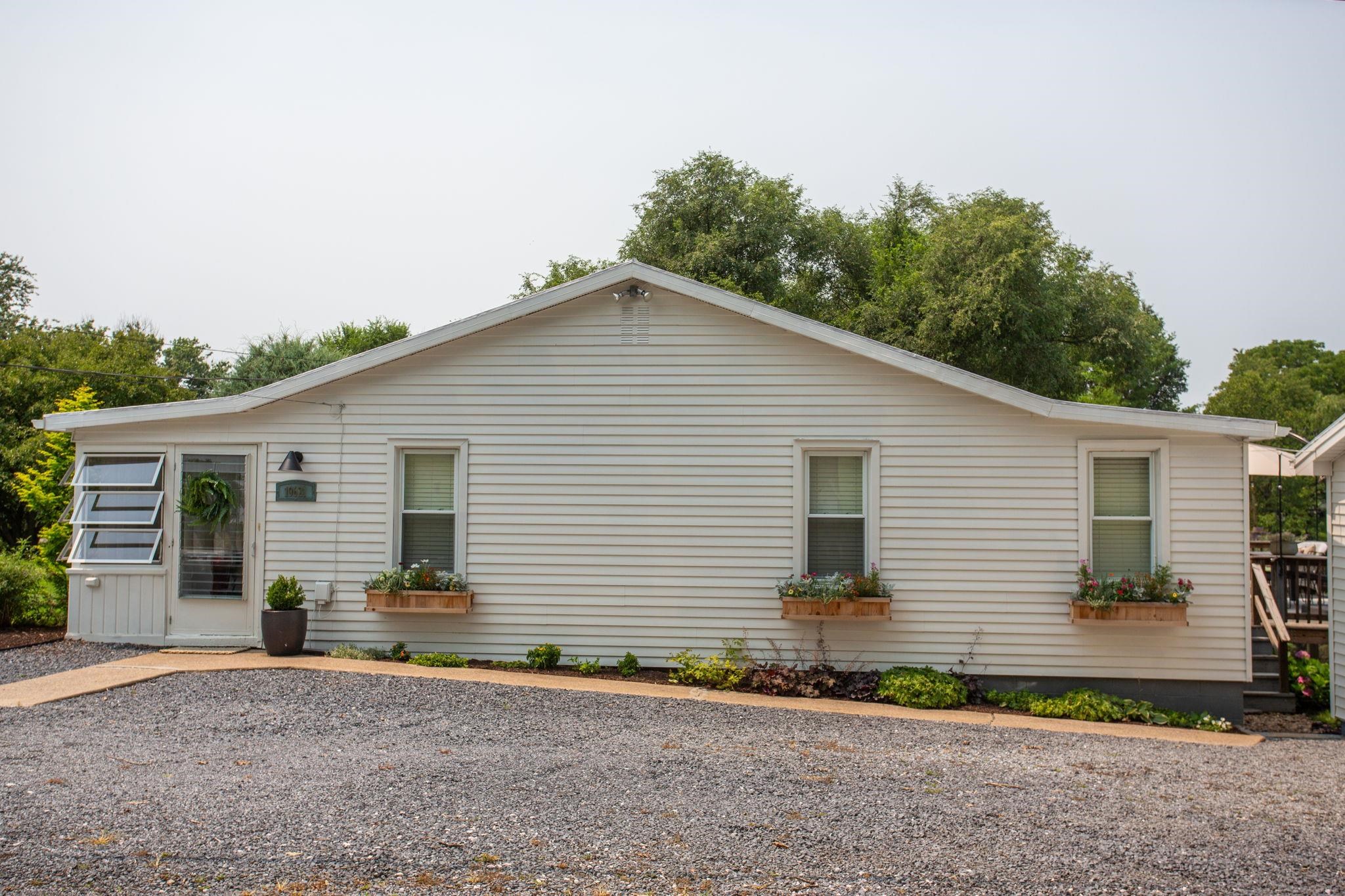 10621 WENTWORTH DR, BROADWAY, Virginia 22815, 2 Bedrooms Bedrooms, ,1 BathroomBathrooms,Residential,10621 WENTWORTH DR,682773 MLS # 682773
