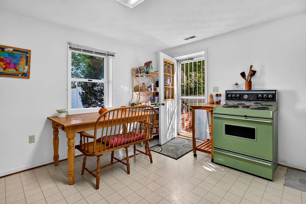 94 VALLEY VIEW AVE, MOUNT SIDNEY, Virginia 24467, 3 Bedrooms Bedrooms, ,3 BathroomsBathrooms,Residential,94 VALLEY VIEW AVE,682779 MLS # 682779