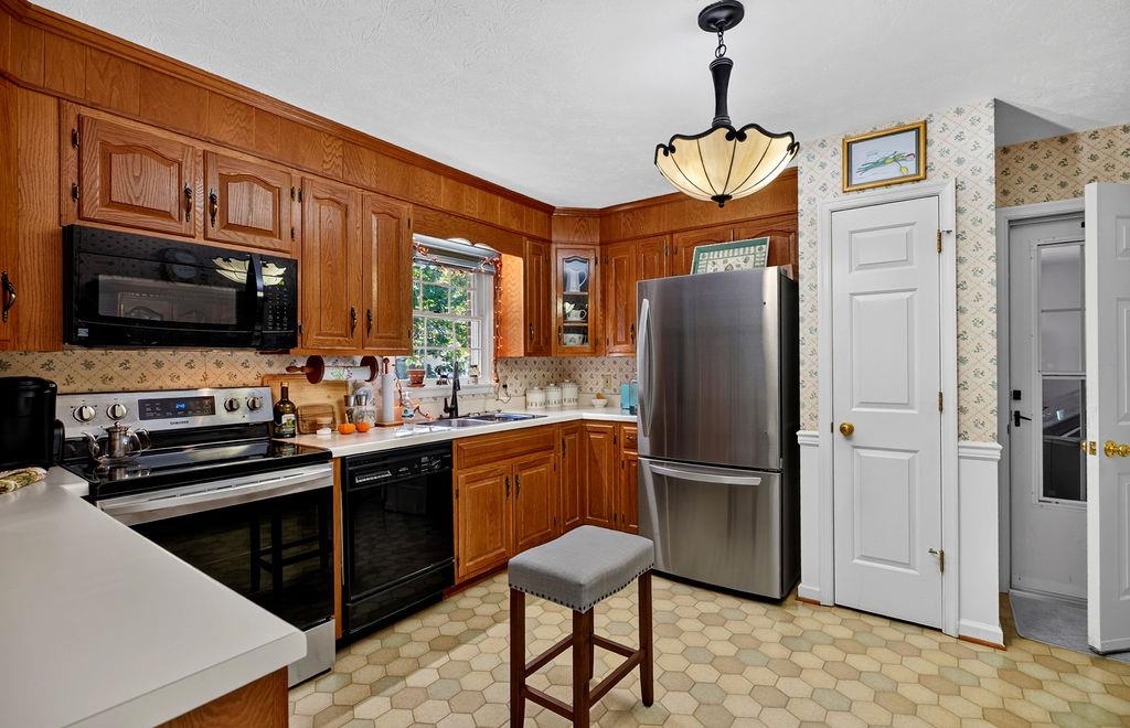 94 VALLEY VIEW AVE, MOUNT SIDNEY, Virginia 24467, 3 Bedrooms Bedrooms, ,3 BathroomsBathrooms,Residential,94 VALLEY VIEW AVE,682779 MLS # 682779