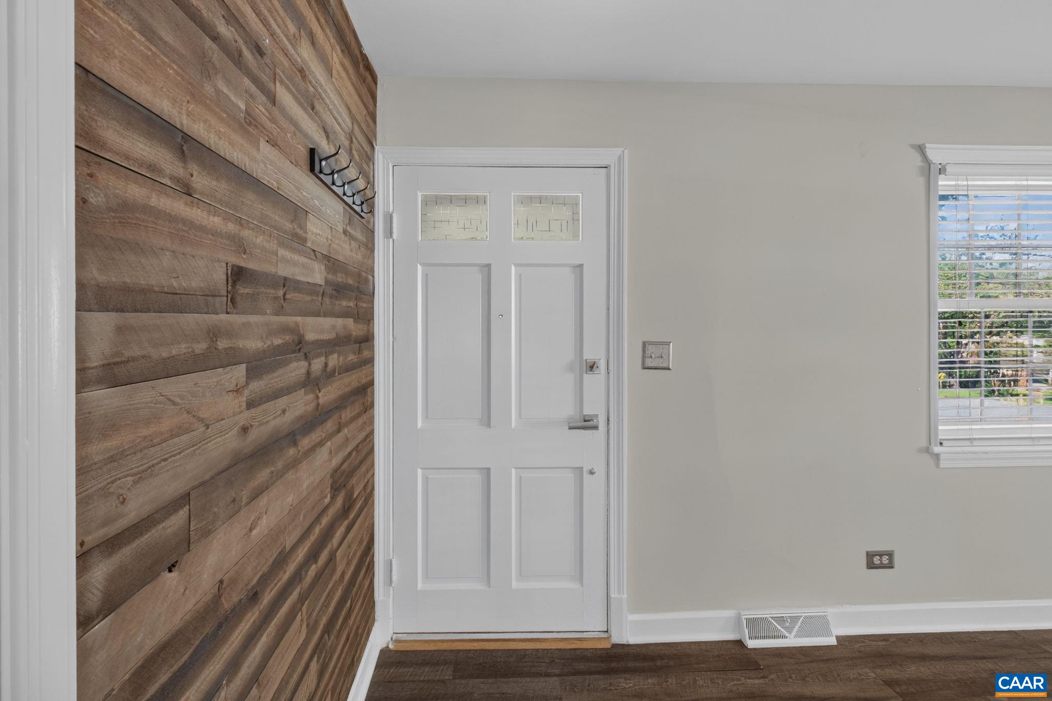 1008 SHERIDAN AVE, CHARLOTTESVILLE, Virginia 22901, 2 Bedrooms Bedrooms, ,1 BathroomBathrooms,Residential,1008 SHERIDAN AVE,682780 MLS # 682780