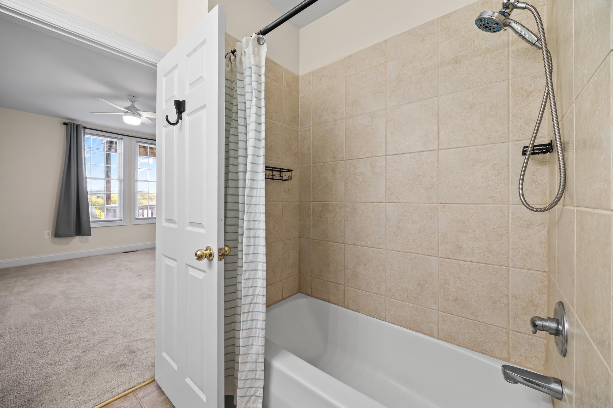 45 WINDGATE CIR, FISHERSVILLE, Virginia 22939, 2 Bedrooms Bedrooms, ,2 BathroomsBathrooms,Residential,full finished, walkout basement, Gorgeous mountain,45 WINDGATE CIR,682786 MLS # 682786 45 WINDGATE CIR, FISHERSVILLE, Virginia 22939, 2 Bedrooms Bedrooms, ,2 BathroomsBathrooms,Residential,full finished, walkout basement, Gorgeous mountain,45 WINDGATE CIR,682786 MLS # 682786