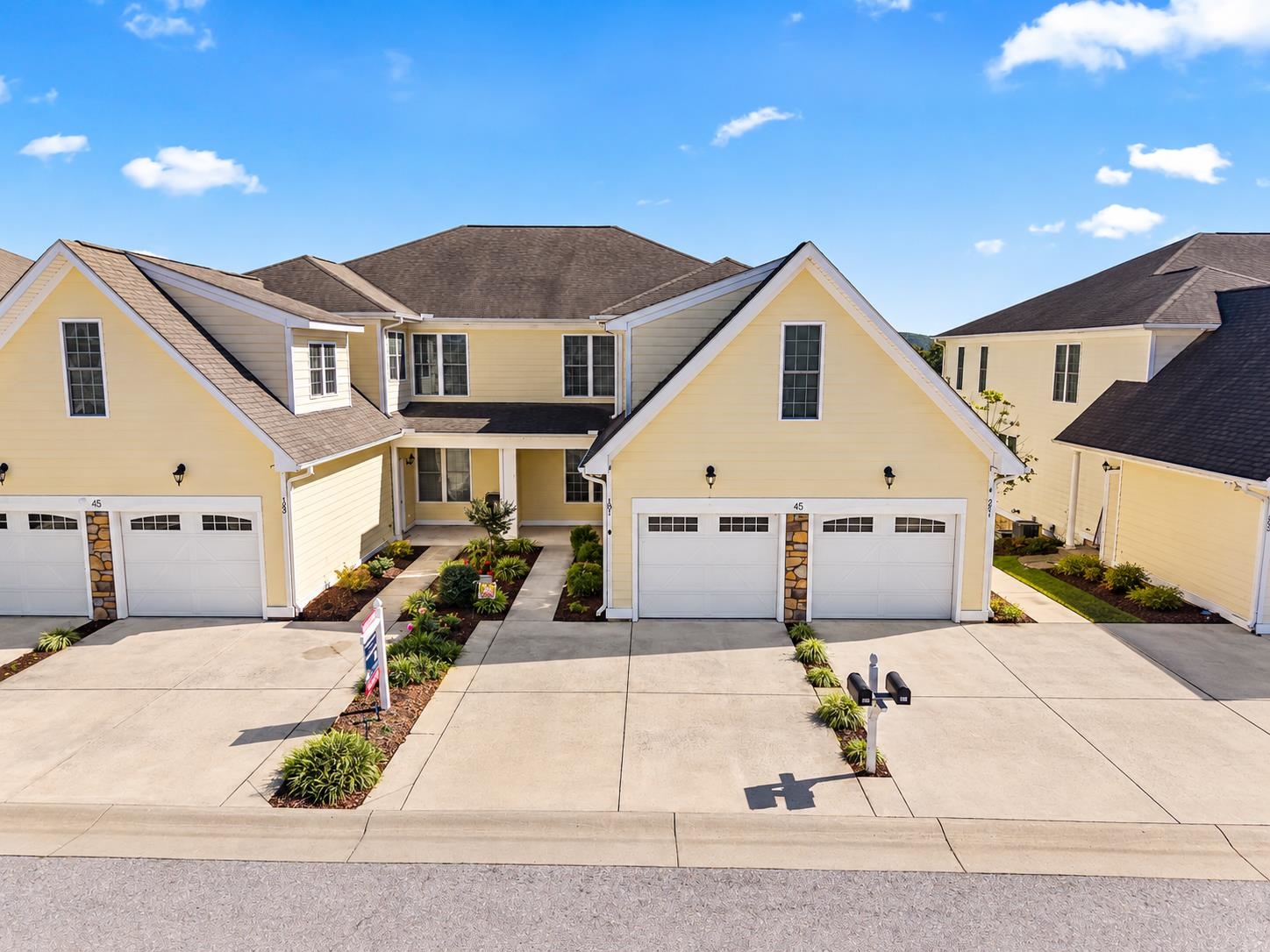 45 WINDGATE CIR, FISHERSVILLE, Virginia 22939, 2 Bedrooms Bedrooms, ,2 BathroomsBathrooms,Residential,full finished, walkout basement, Gorgeous mountain,45 WINDGATE CIR,682786 MLS # 682786 45 WINDGATE CIR, FISHERSVILLE, Virginia 22939, 2 Bedrooms Bedrooms, ,2 BathroomsBathrooms,Residential,full finished, walkout basement, Gorgeous mountain,45 WINDGATE CIR,682786 MLS # 682786