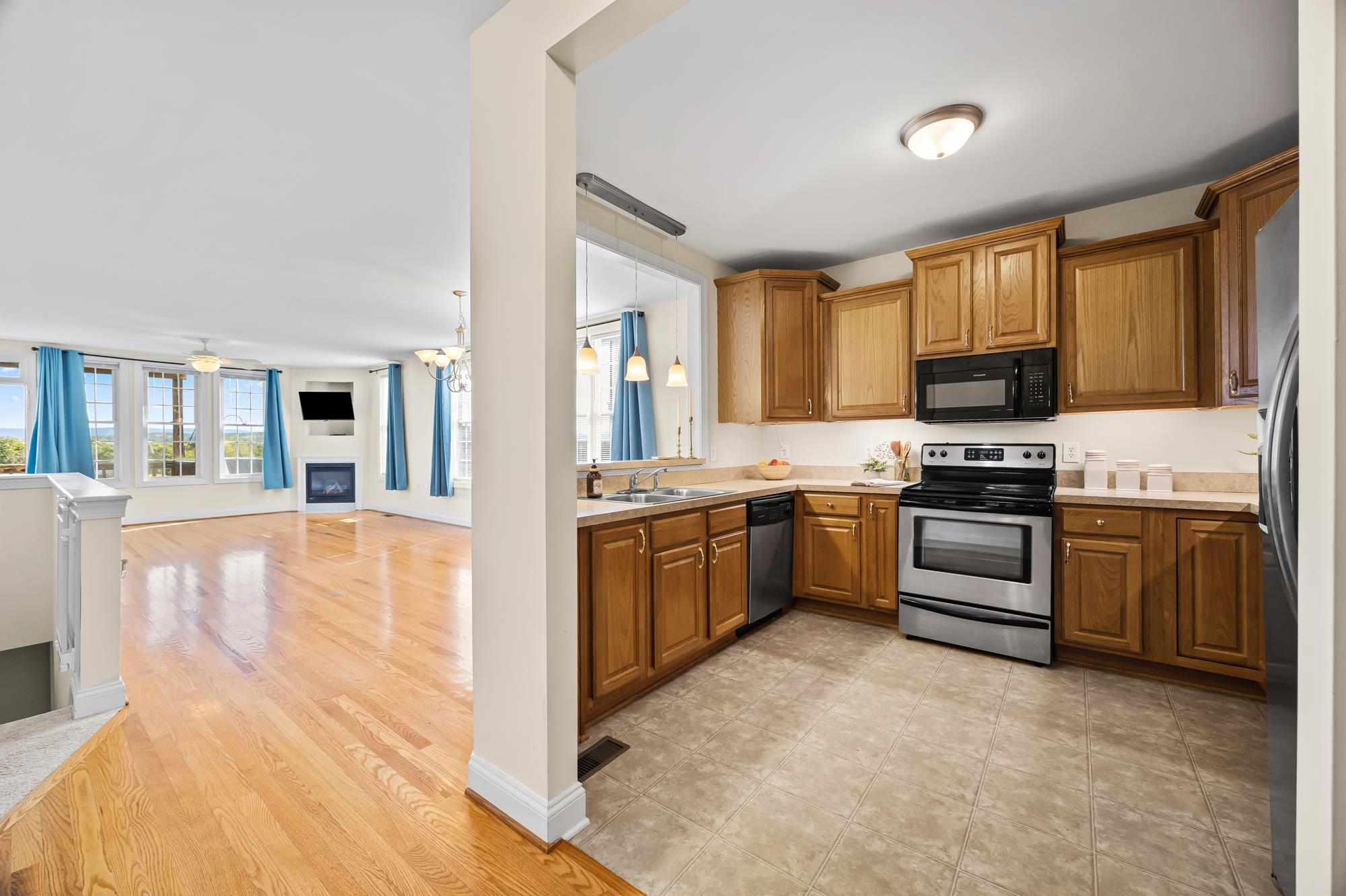 45 WINDGATE CIR, FISHERSVILLE, Virginia 22939, 2 Bedrooms Bedrooms, ,2 BathroomsBathrooms,Residential,full finished, walkout basement, Gorgeous mountain,45 WINDGATE CIR,682786 MLS # 682786 45 WINDGATE CIR, FISHERSVILLE, Virginia 22939, 2 Bedrooms Bedrooms, ,2 BathroomsBathrooms,Residential,full finished, walkout basement, Gorgeous mountain,45 WINDGATE CIR,682786 MLS # 682786