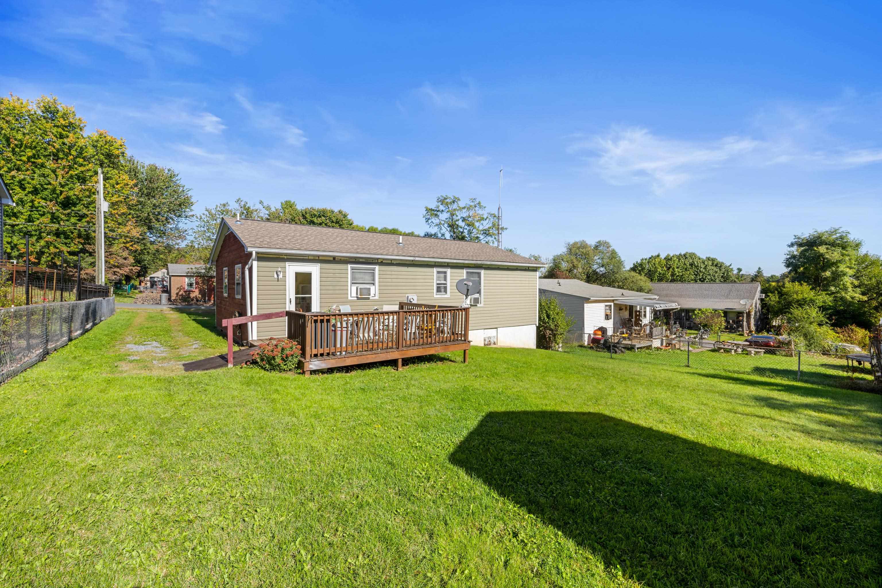 34 AUGUSTA ST, VERONA, Virginia 24482, 3 Bedrooms Bedrooms, ,1 BathroomBathrooms,Residential,34 AUGUSTA ST,682789 MLS # 682789