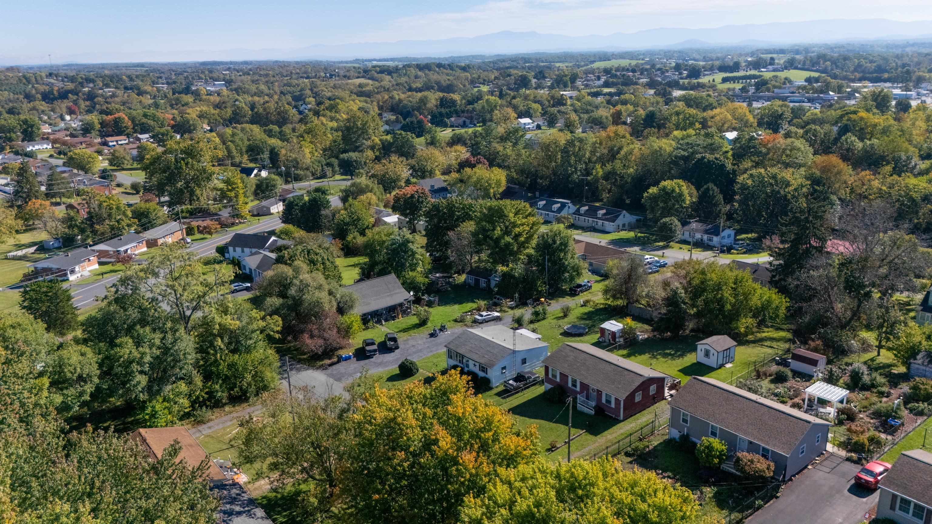 34 AUGUSTA ST, VERONA, Virginia 24482, 3 Bedrooms Bedrooms, ,1 BathroomBathrooms,Residential,34 AUGUSTA ST,682789 MLS # 682789