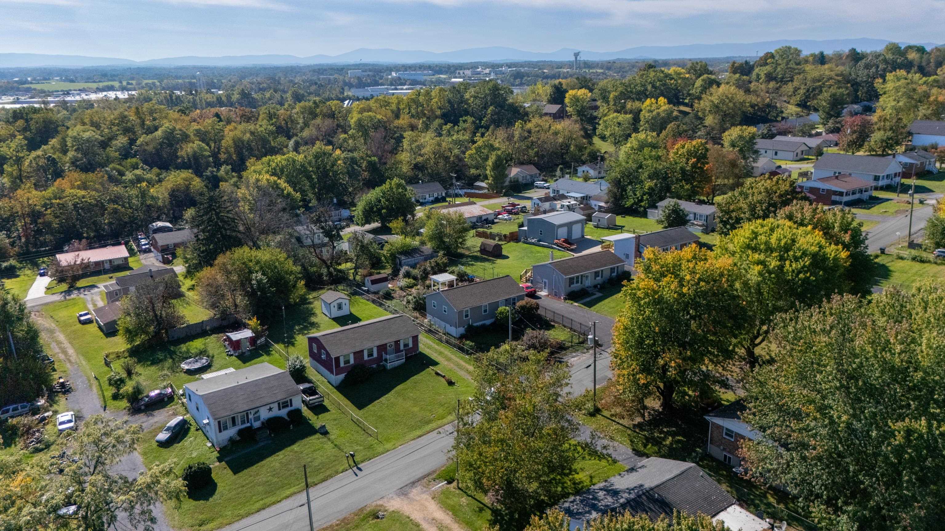 34 AUGUSTA ST, VERONA, Virginia 24482, 3 Bedrooms Bedrooms, ,1 BathroomBathrooms,Residential,34 AUGUSTA ST,682789 MLS # 682789