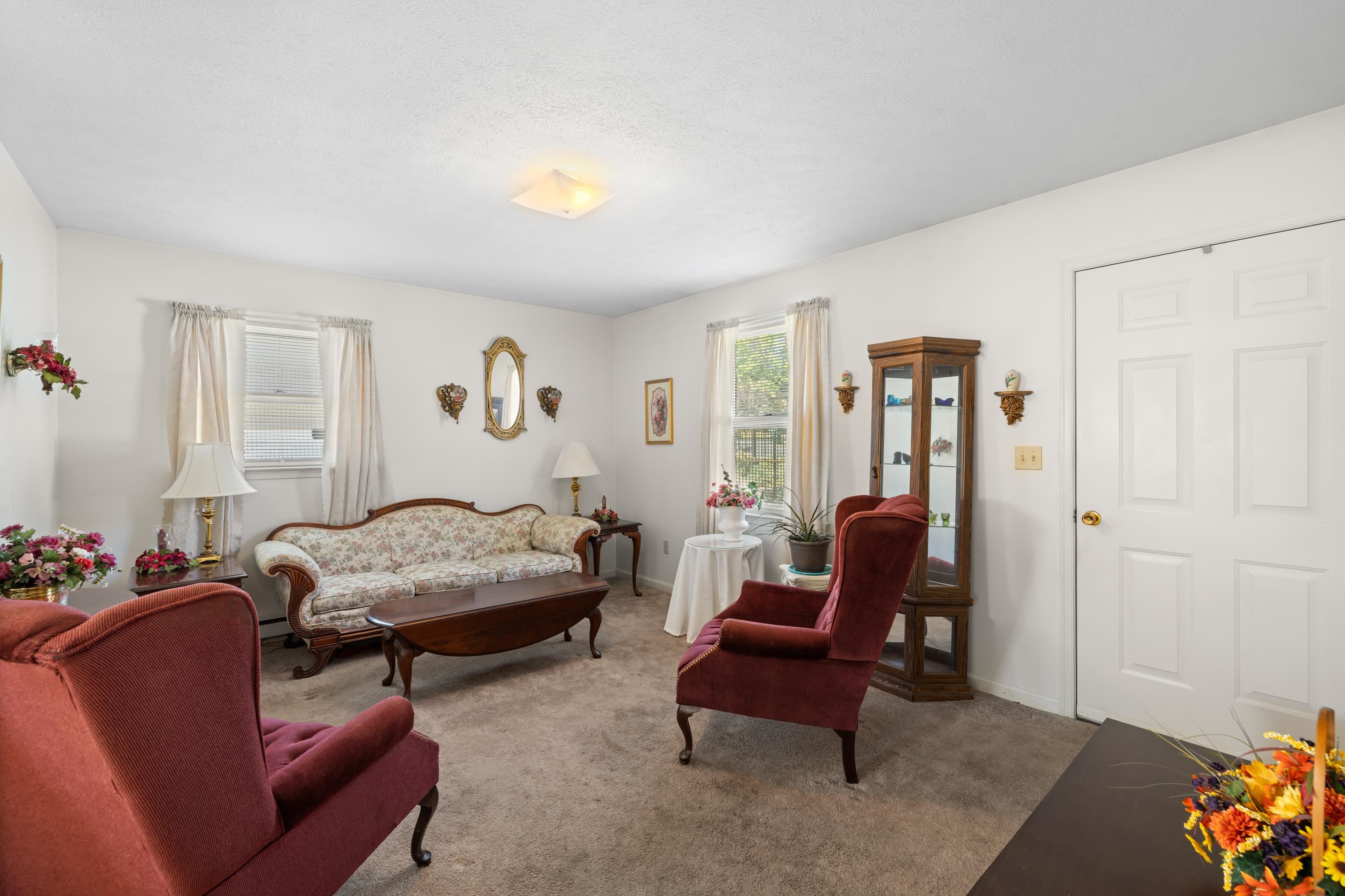 34 AUGUSTA ST, VERONA, Virginia 24482, 3 Bedrooms Bedrooms, ,1 BathroomBathrooms,Residential,34 AUGUSTA ST,682789 MLS # 682789