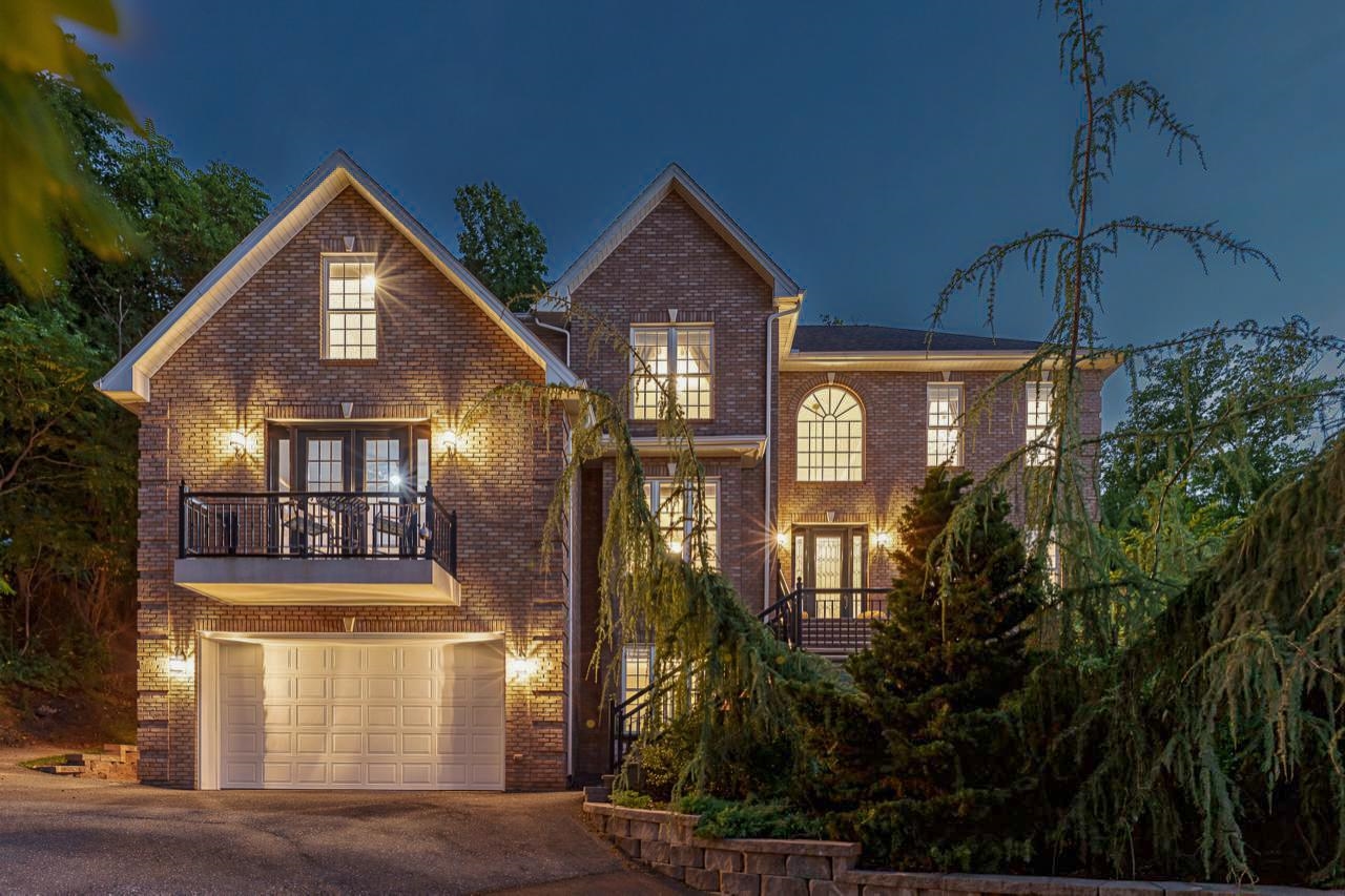 206 BLUE STONE HILLS DR, HARRISONBURG, Virginia 22801, 5 Bedrooms Bedrooms, ,4 BathroomsBathrooms,Residential,206 BLUE STONE HILLS DR,682633 MLS # 682633