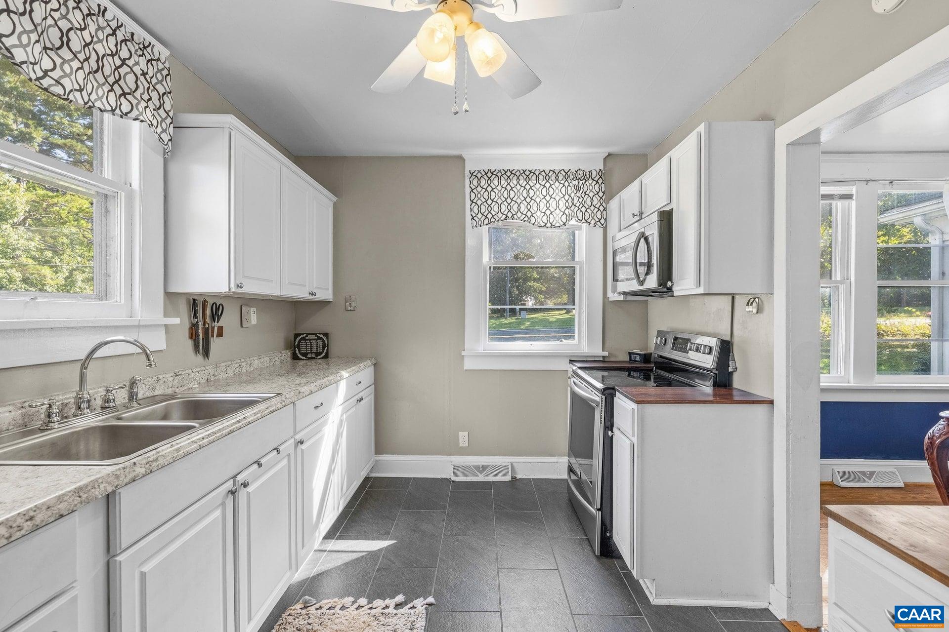 14481 S JAMES MADISON HWY, DILLWYN, Virginia 23936, 4 Bedrooms Bedrooms, ,1 BathroomBathrooms,Residential,14481 S JAMES MADISON HWY,682724 MLS # 682724 14481 S JAMES MADISON HWY, DILLWYN, Virginia 23936, 4 Bedrooms Bedrooms, ,1 BathroomBathrooms,Residential,14481 S JAMES MADISON HWY,682724 MLS # 682724