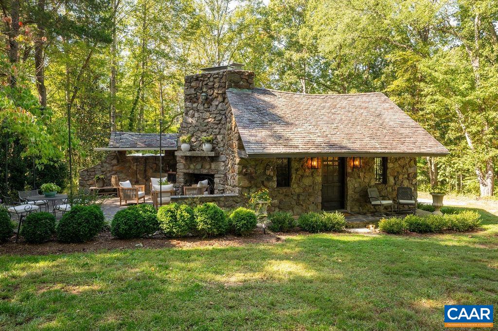 5401 CISMONT LN, KESWICK, Virginia 22947, 5 Bedrooms Bedrooms, ,5 BathroomsBathrooms,Residential,TWENTY GATES,5401 CISMONT LN,682747 MLS # 682747 5401 CISMONT LN, KESWICK, Virginia 22947, 5 Bedrooms Bedrooms, ,5 BathroomsBathrooms,Residential,TWENTY GATES,5401 CISMONT LN,682747 MLS # 682747