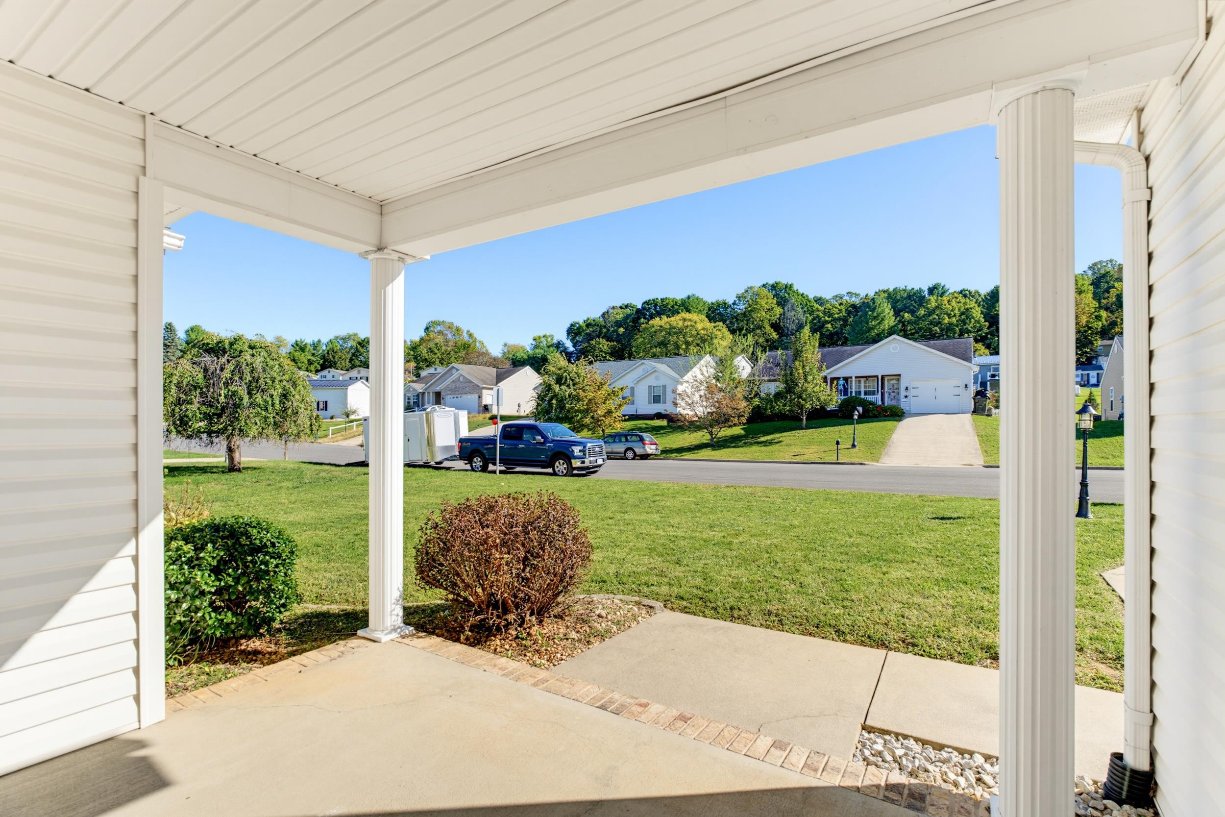 714 RITCHIE BLVD, STAUNTON, Virginia 24401, 3 Bedrooms Bedrooms, ,2 BathroomsBathrooms,Residential,714 RITCHIE BLVD,682790 MLS # 682790