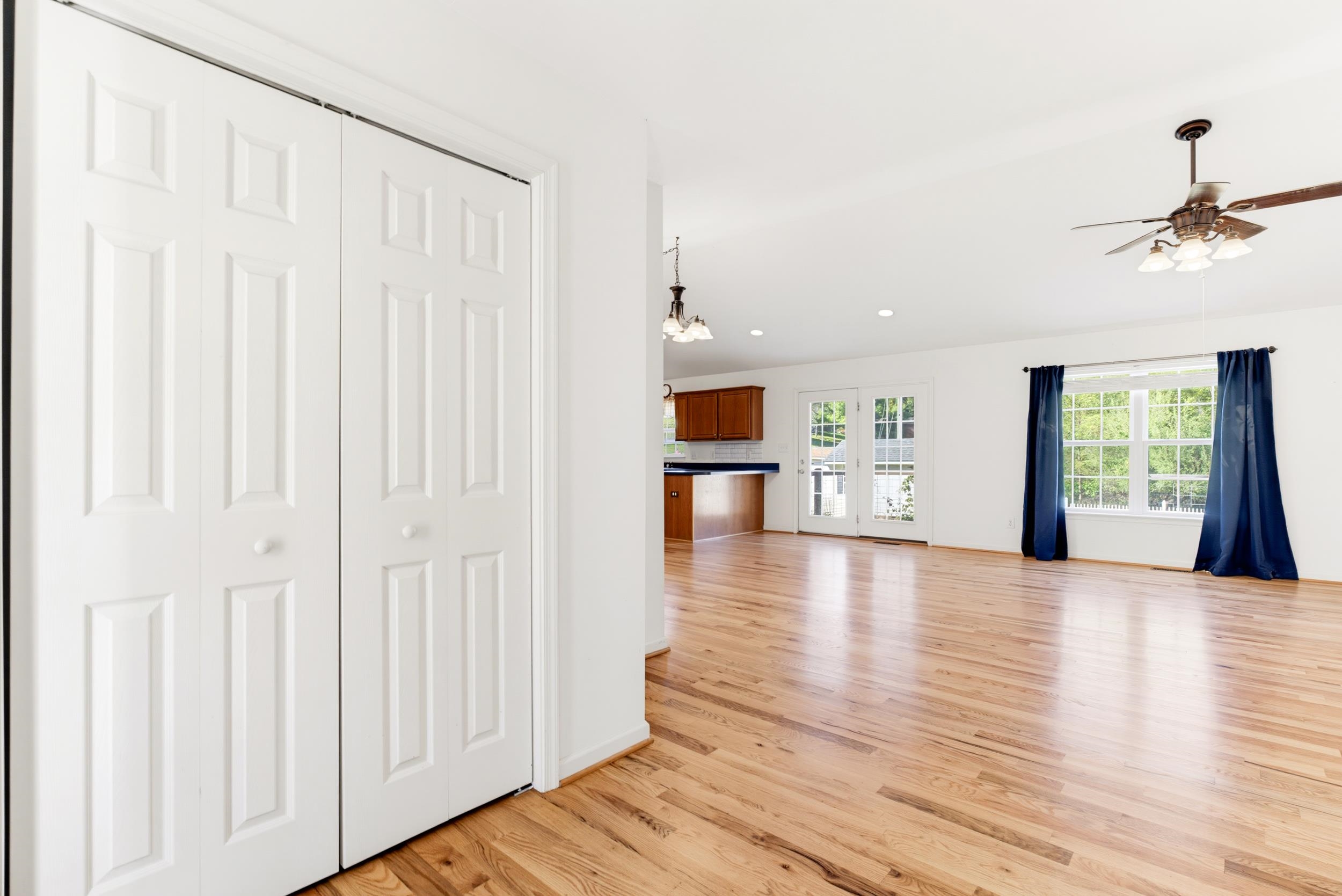 714 RITCHIE BLVD, STAUNTON, Virginia 24401, 3 Bedrooms Bedrooms, ,2 BathroomsBathrooms,Residential,714 RITCHIE BLVD,682790 MLS # 682790
