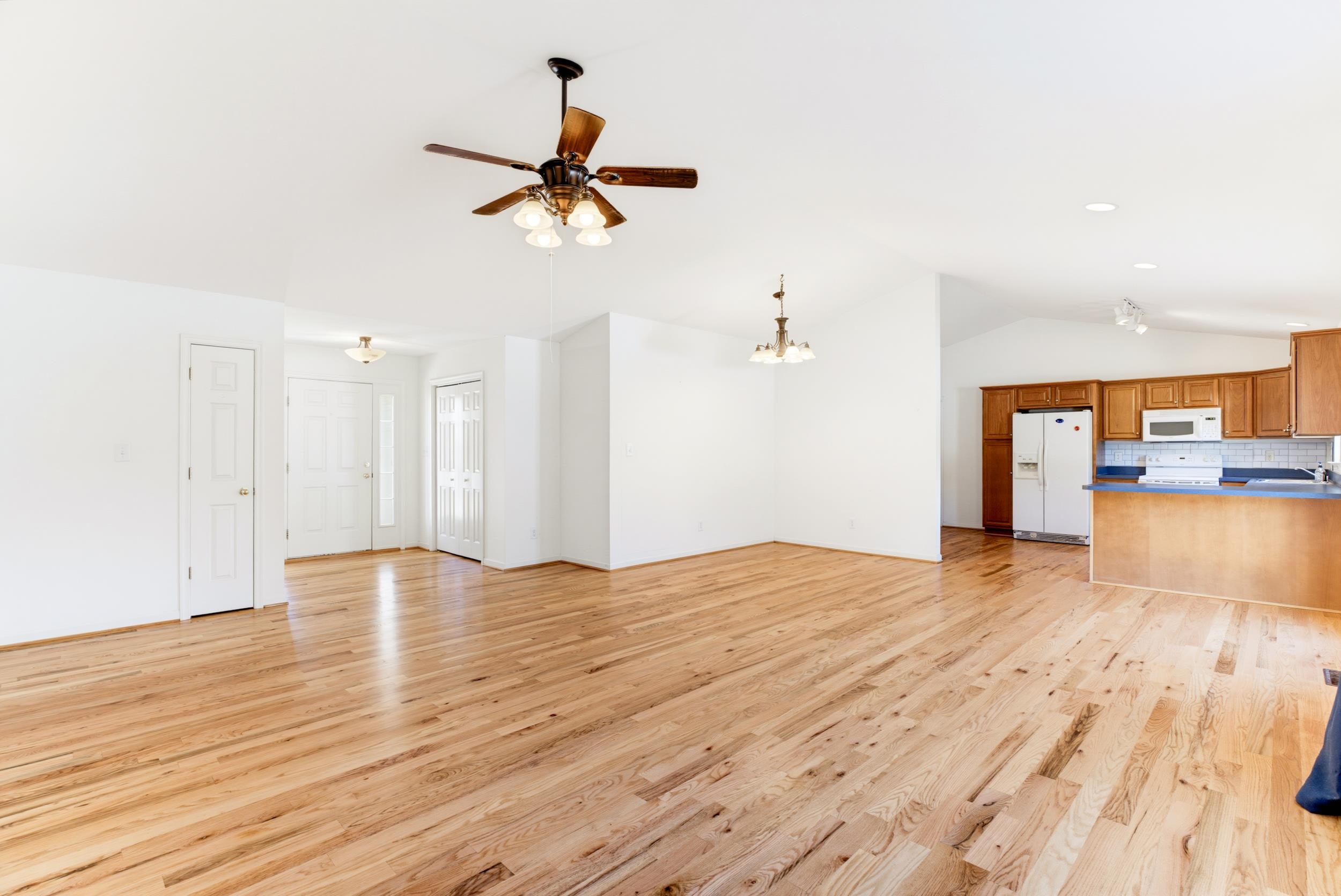 714 RITCHIE BLVD, STAUNTON, Virginia 24401, 3 Bedrooms Bedrooms, ,2 BathroomsBathrooms,Residential,714 RITCHIE BLVD,682790 MLS # 682790