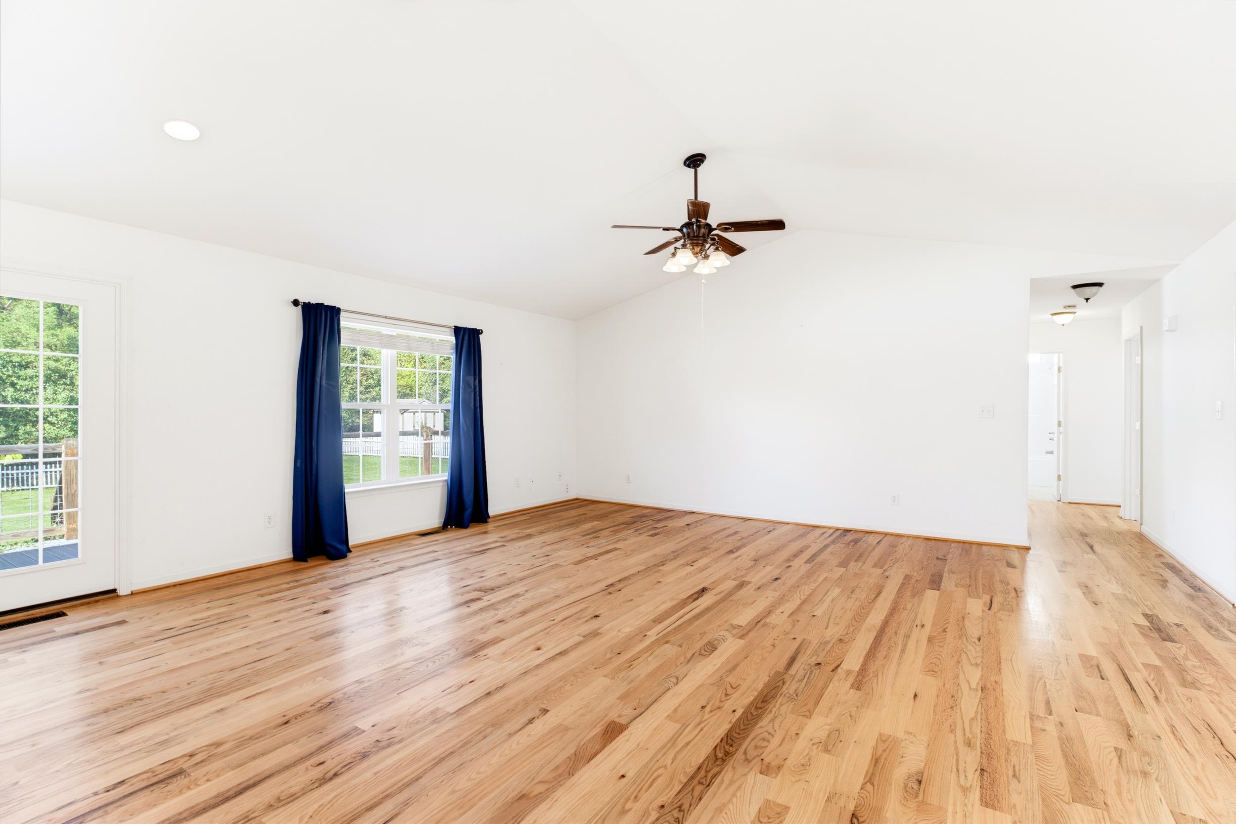 714 RITCHIE BLVD, STAUNTON, Virginia 24401, 3 Bedrooms Bedrooms, ,2 BathroomsBathrooms,Residential,714 RITCHIE BLVD,682790 MLS # 682790