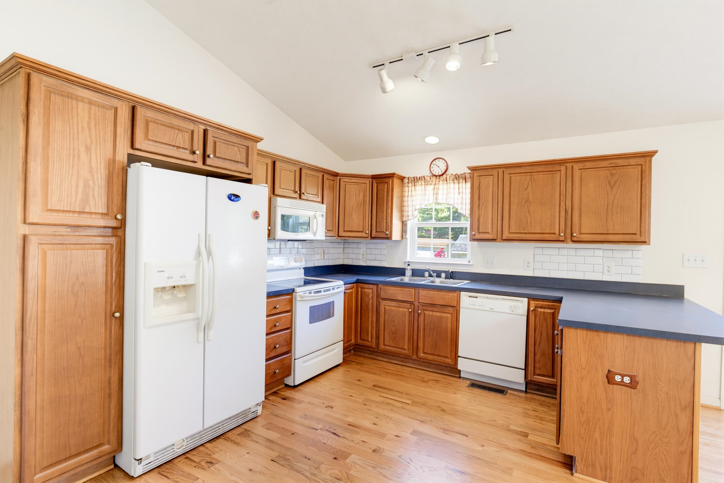 714 RITCHIE BLVD, STAUNTON, Virginia 24401, 3 Bedrooms Bedrooms, ,2 BathroomsBathrooms,Residential,714 RITCHIE BLVD,682790 MLS # 682790