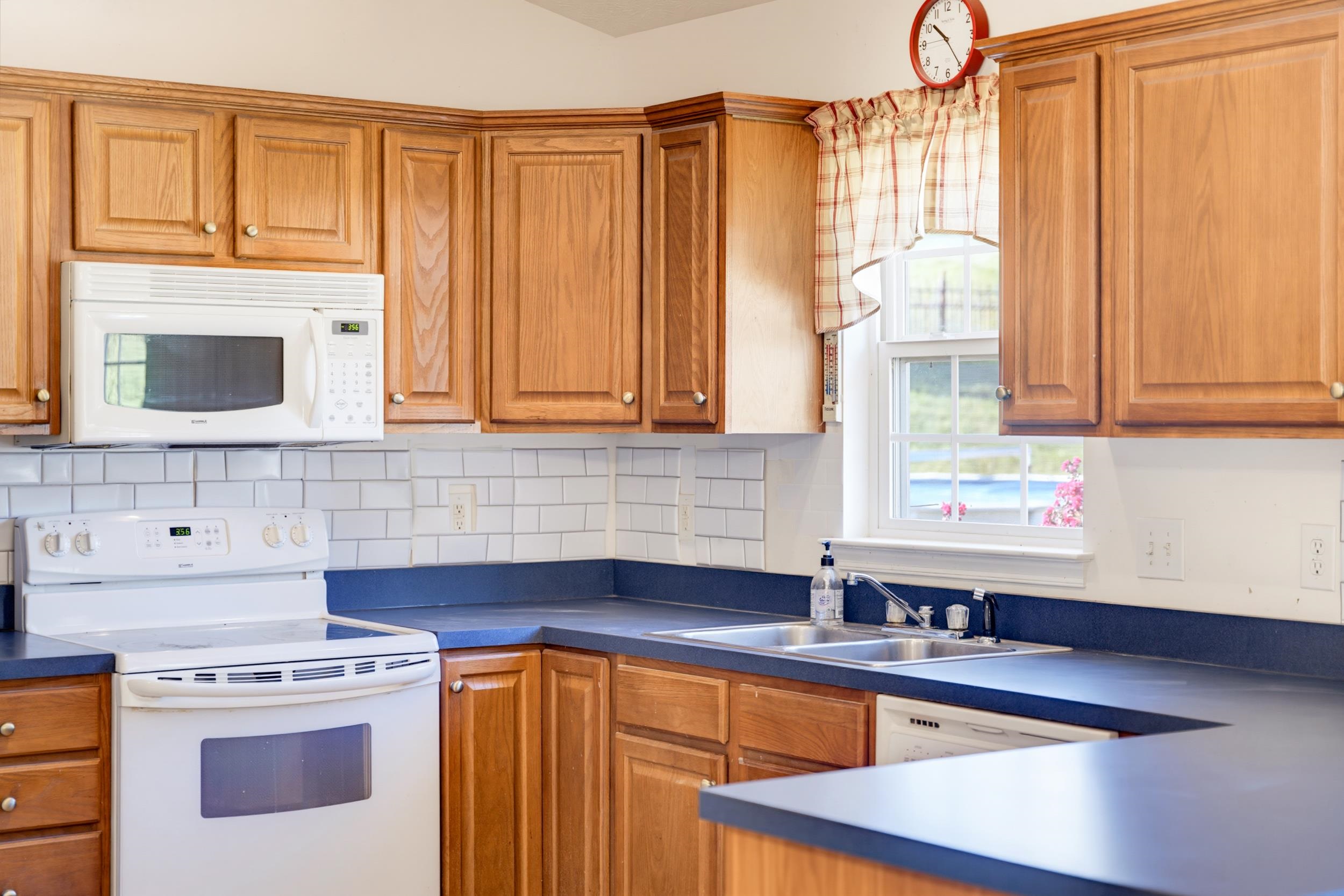 714 RITCHIE BLVD, STAUNTON, Virginia 24401, 3 Bedrooms Bedrooms, ,2 BathroomsBathrooms,Residential,714 RITCHIE BLVD,682790 MLS # 682790