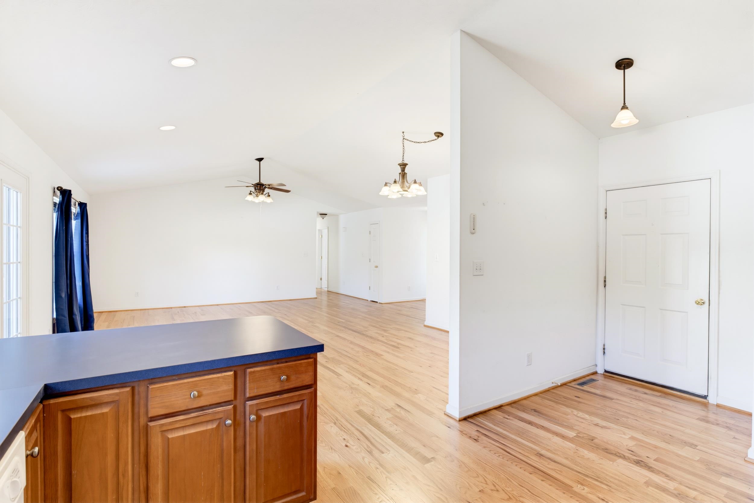 714 RITCHIE BLVD, STAUNTON, Virginia 24401, 3 Bedrooms Bedrooms, ,2 BathroomsBathrooms,Residential,714 RITCHIE BLVD,682790 MLS # 682790