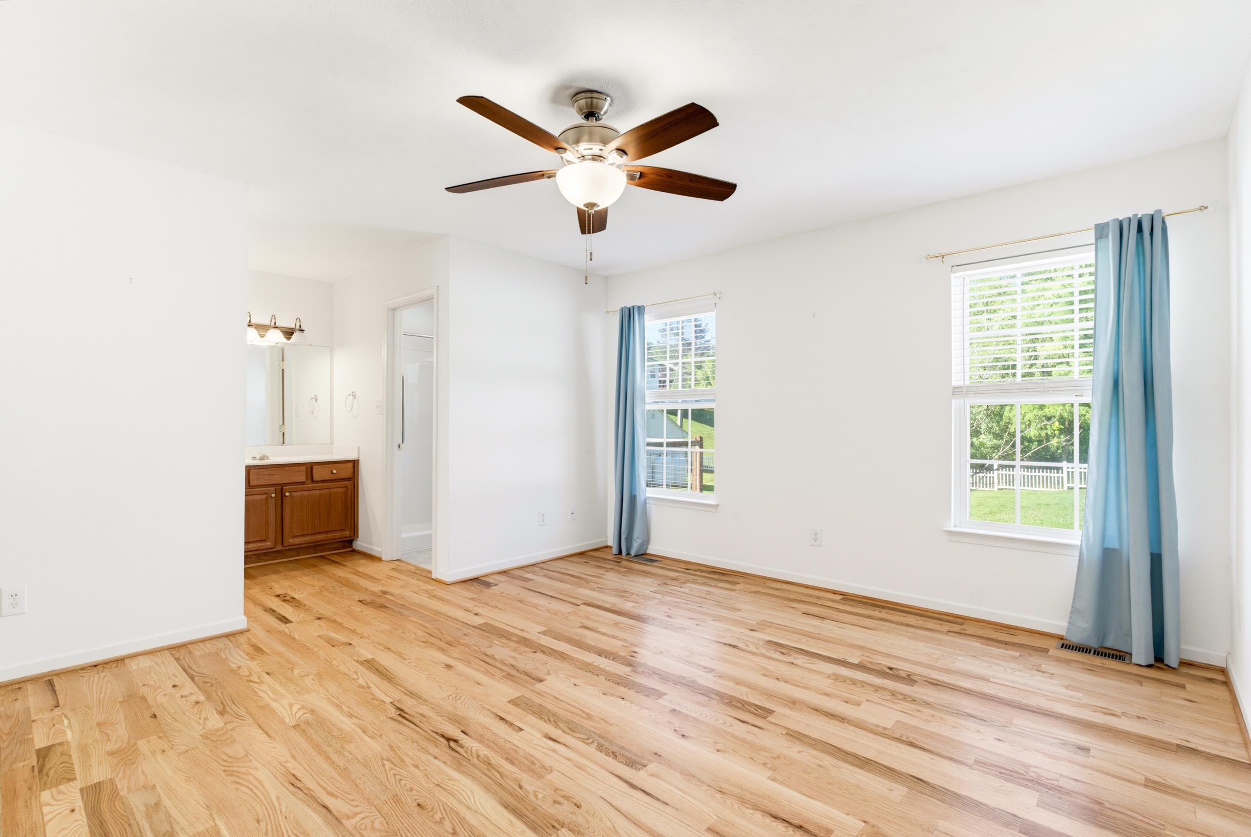 714 RITCHIE BLVD, STAUNTON, Virginia 24401, 3 Bedrooms Bedrooms, ,2 BathroomsBathrooms,Residential,714 RITCHIE BLVD,682790 MLS # 682790