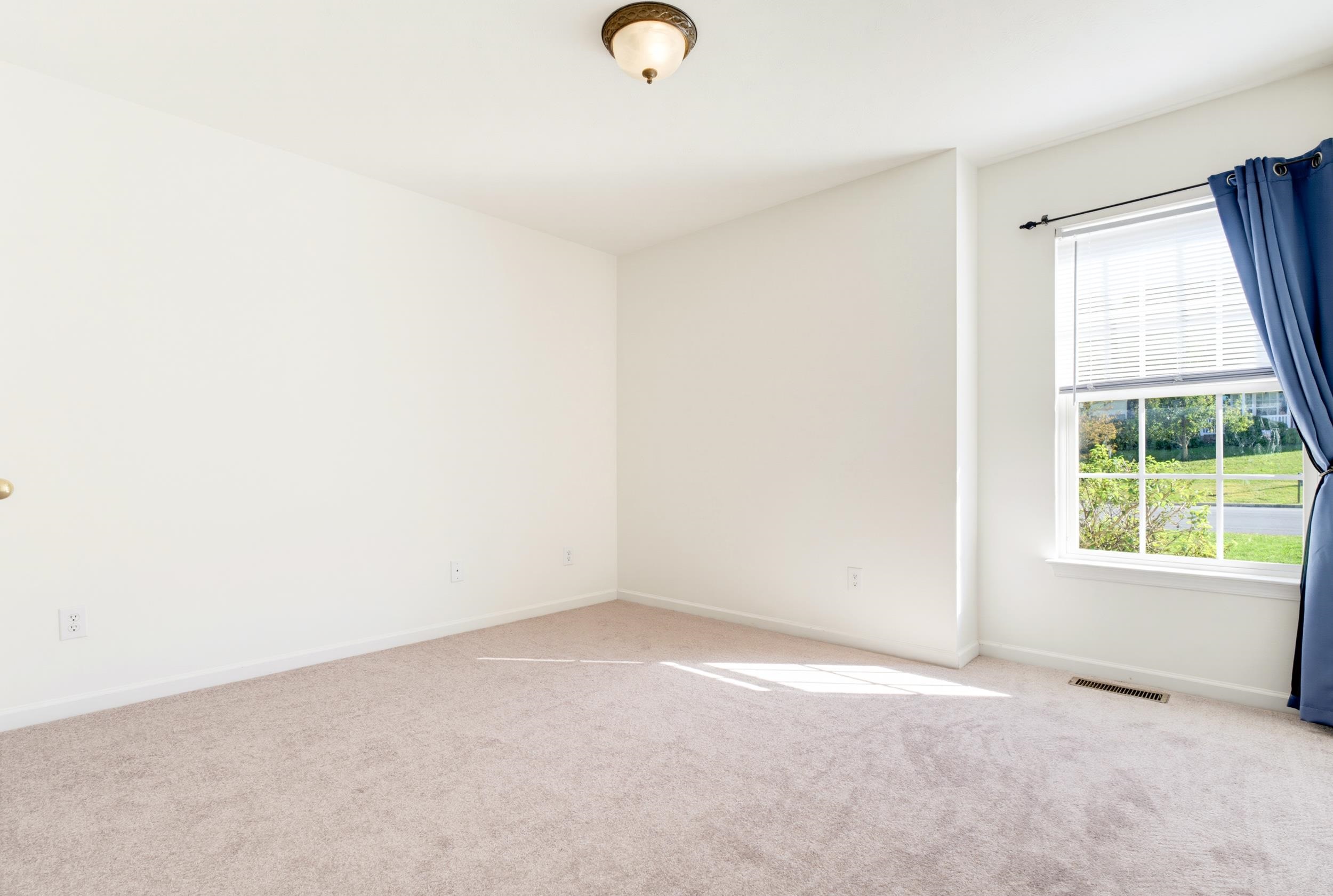 714 RITCHIE BLVD, STAUNTON, Virginia 24401, 3 Bedrooms Bedrooms, ,2 BathroomsBathrooms,Residential,714 RITCHIE BLVD,682790 MLS # 682790