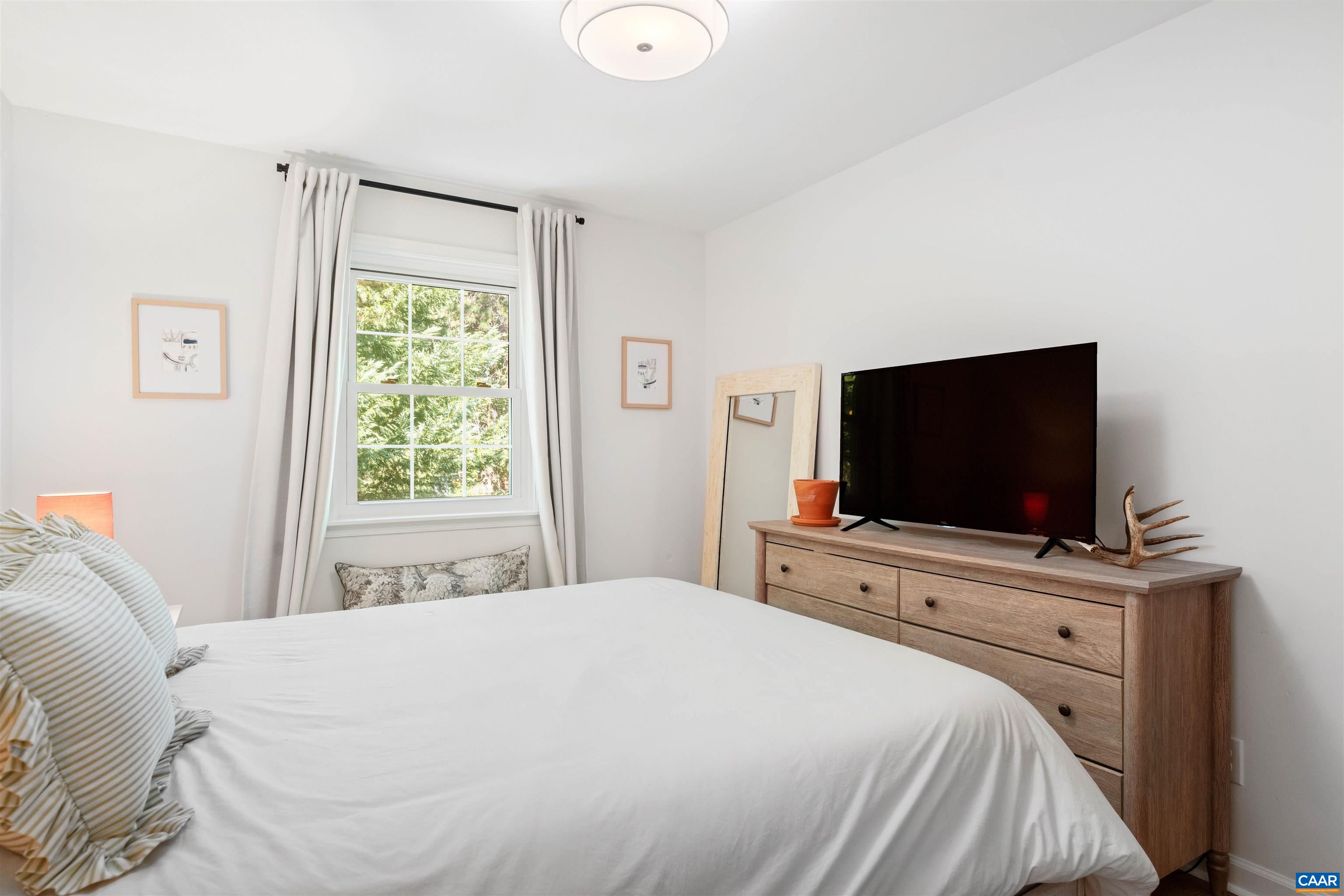 66 COURT PL, CHARLOTTESVILLE, Virginia 22901, 3 Bedrooms Bedrooms, ,1 BathroomBathrooms,Residential,66 COURT PL,682792 MLS # 682792 66 COURT PL, CHARLOTTESVILLE, Virginia 22901, 3 Bedrooms Bedrooms, ,1 BathroomBathrooms,Residential,66 COURT PL,682792 MLS # 682792