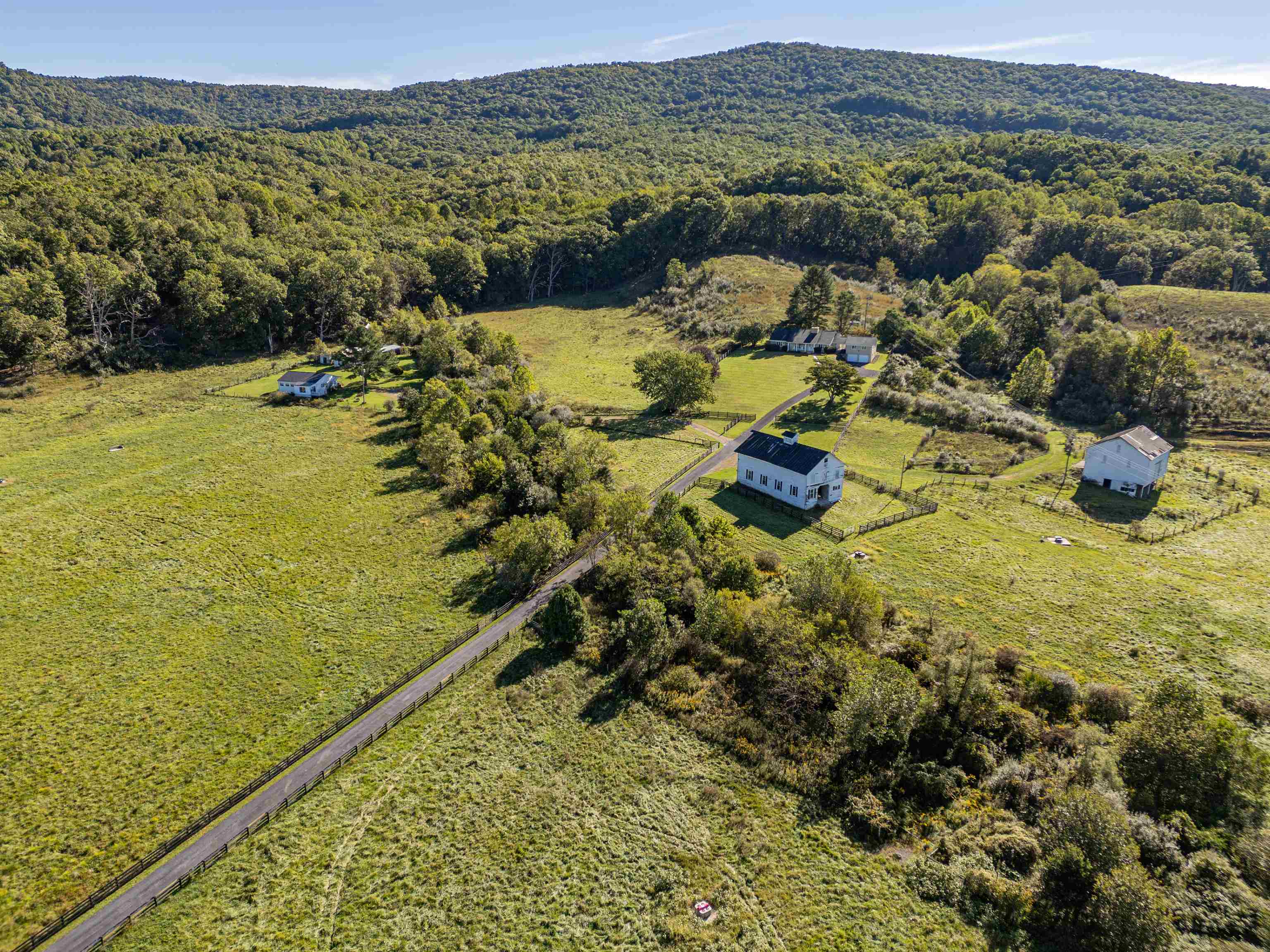 2276 LITTLE CALF PASTURE HWY, SWOOPE, Virginia 24479, 5 Bedrooms Bedrooms, ,3 BathroomsBathrooms,Residential,2276 LITTLE CALF PASTURE HWY,682794 MLS # 682794 2276 LITTLE CALF PASTURE HWY, SWOOPE, Virginia 24479, 5 Bedrooms Bedrooms, ,3 BathroomsBathrooms,Residential,2276 LITTLE CALF PASTURE HWY,682794 MLS # 682794