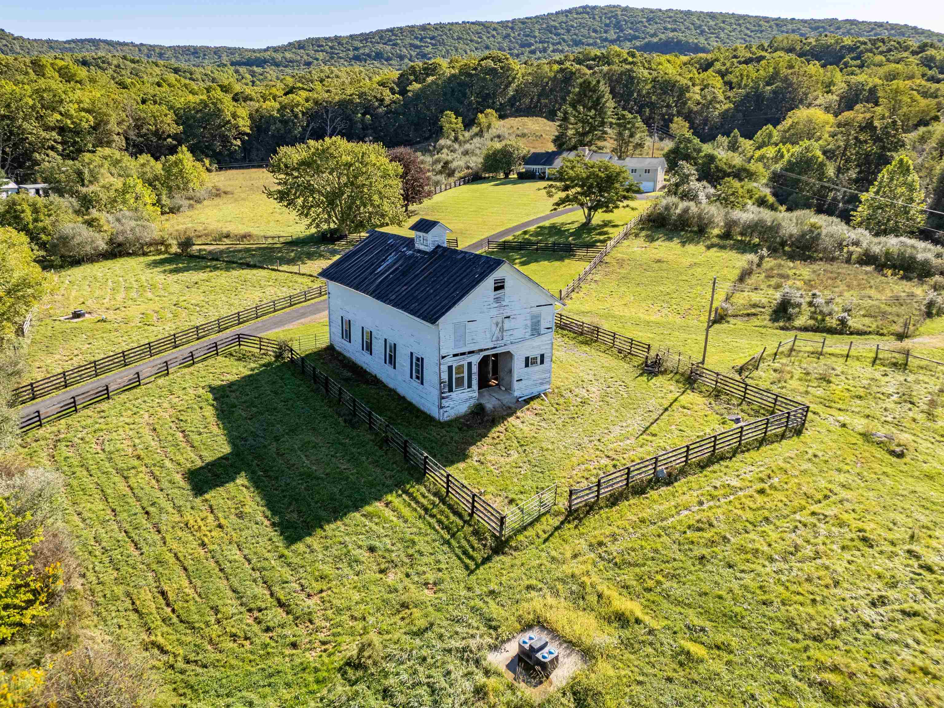 2276 LITTLE CALF PASTURE HWY, SWOOPE, Virginia 24479, 5 Bedrooms Bedrooms, ,3 BathroomsBathrooms,Residential,2276 LITTLE CALF PASTURE HWY,682794 MLS # 682794 2276 LITTLE CALF PASTURE HWY, SWOOPE, Virginia 24479, 5 Bedrooms Bedrooms, ,3 BathroomsBathrooms,Residential,2276 LITTLE CALF PASTURE HWY,682794 MLS # 682794