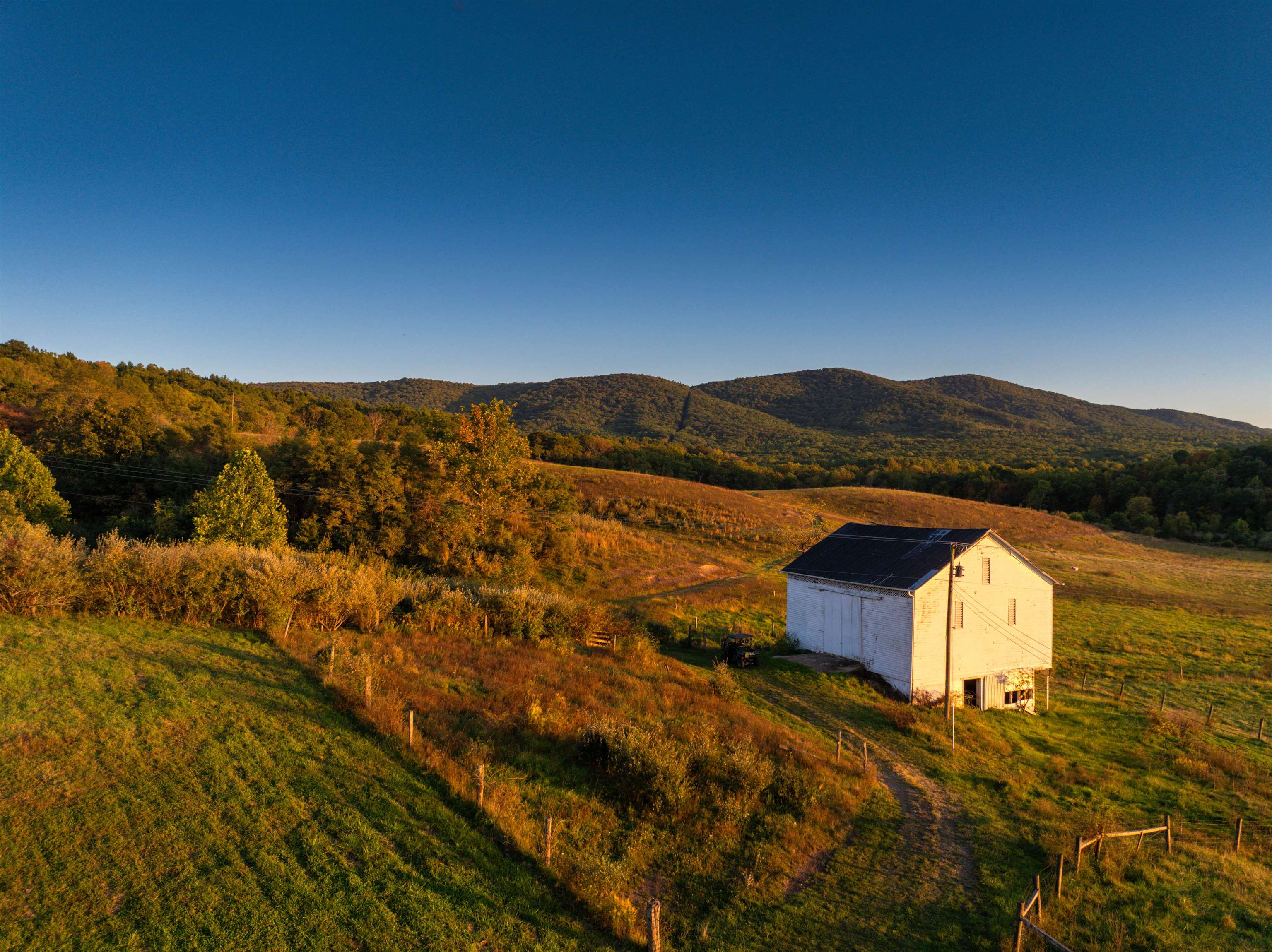 2276 LITTLE CALF PASTURE HWY, SWOOPE, Virginia 24479, 5 Bedrooms Bedrooms, ,3 BathroomsBathrooms,Residential,2276 LITTLE CALF PASTURE HWY,682794 MLS # 682794 2276 LITTLE CALF PASTURE HWY, SWOOPE, Virginia 24479, 5 Bedrooms Bedrooms, ,3 BathroomsBathrooms,Residential,2276 LITTLE CALF PASTURE HWY,682794 MLS # 682794