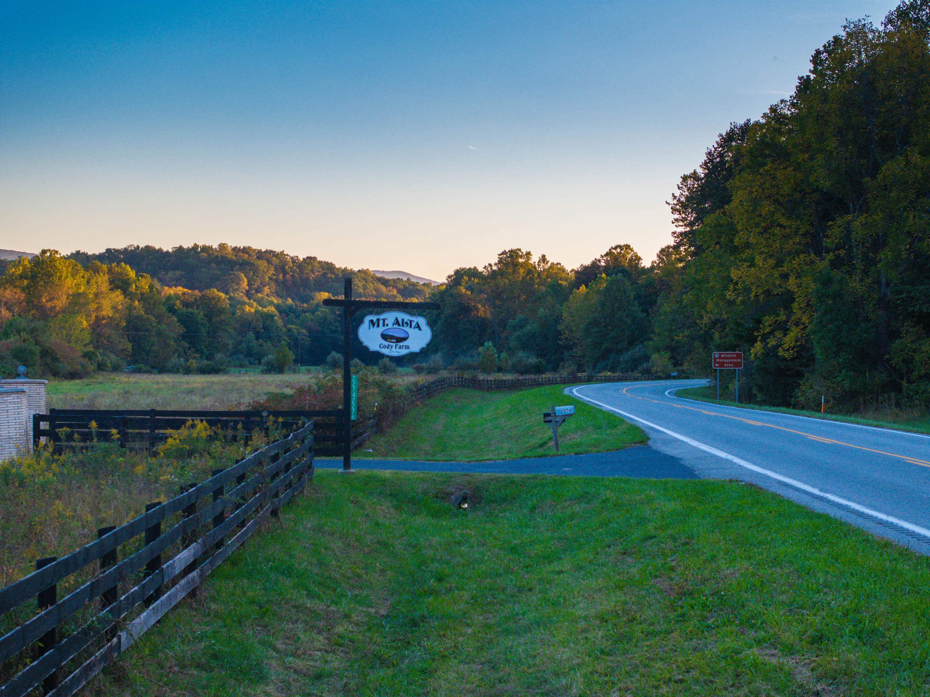2276 LITTLE CALF PASTURE HWY, SWOOPE, Virginia 24479, 5 Bedrooms Bedrooms, ,3 BathroomsBathrooms,Residential,2276 LITTLE CALF PASTURE HWY,682794 MLS # 682794 2276 LITTLE CALF PASTURE HWY, SWOOPE, Virginia 24479, 5 Bedrooms Bedrooms, ,3 BathroomsBathrooms,Residential,2276 LITTLE CALF PASTURE HWY,682794 MLS # 682794