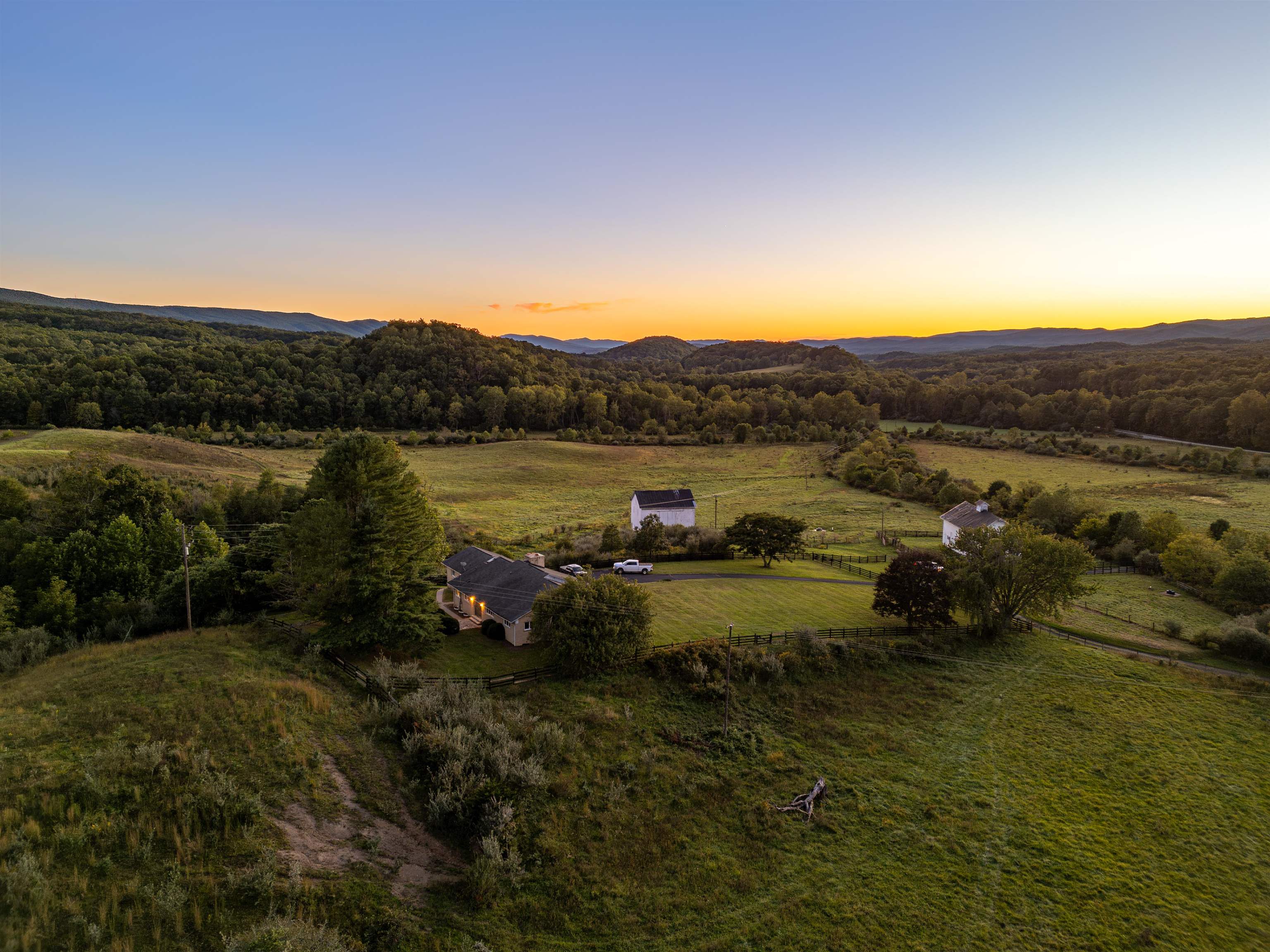 2276 LITTLE CALF PASTURE HWY, SWOOPE, Virginia 24479, 5 Bedrooms Bedrooms, ,3 BathroomsBathrooms,Residential,2276 LITTLE CALF PASTURE HWY,682794 MLS # 682794 2276 LITTLE CALF PASTURE HWY, SWOOPE, Virginia 24479, 5 Bedrooms Bedrooms, ,3 BathroomsBathrooms,Residential,2276 LITTLE CALF PASTURE HWY,682794 MLS # 682794