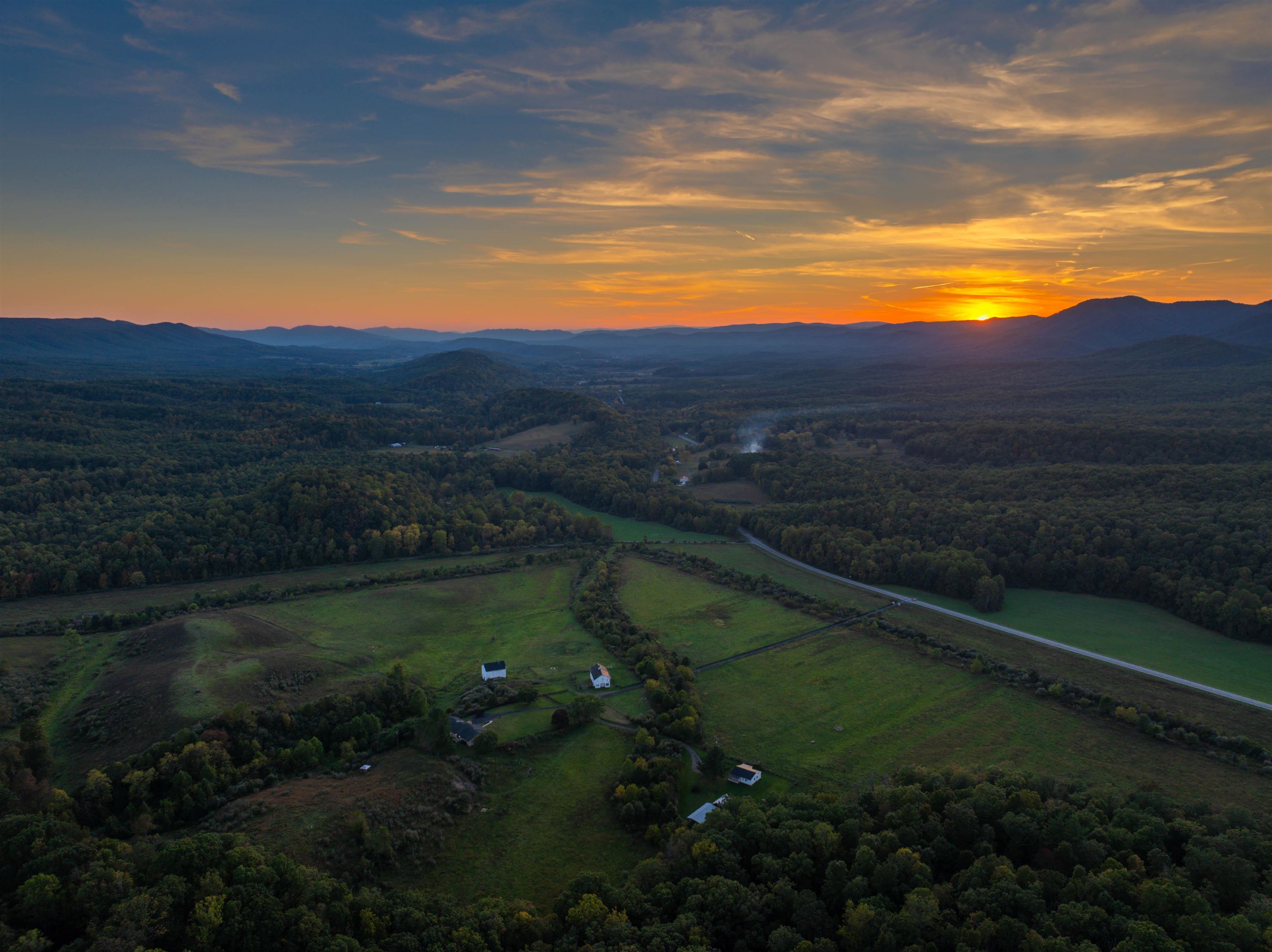 2276 LITTLE CALF PASTURE HWY, SWOOPE, Virginia 24479, 5 Bedrooms Bedrooms, ,3 BathroomsBathrooms,Residential,2276 LITTLE CALF PASTURE HWY,682794 MLS # 682794 2276 LITTLE CALF PASTURE HWY, SWOOPE, Virginia 24479, 5 Bedrooms Bedrooms, ,3 BathroomsBathrooms,Residential,2276 LITTLE CALF PASTURE HWY,682794 MLS # 682794