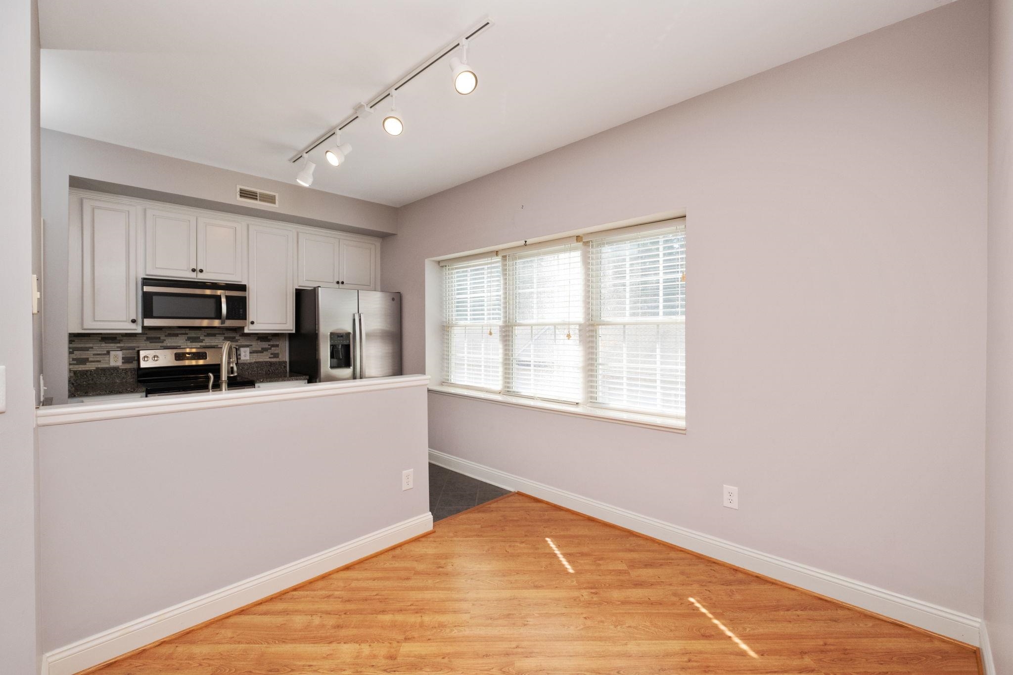 1410 N COALTER ST, STAUNTON, Virginia 24401, 2 Bedrooms Bedrooms, ,2 BathroomsBathrooms,Residential,1410 N COALTER ST,682796 MLS # 682796