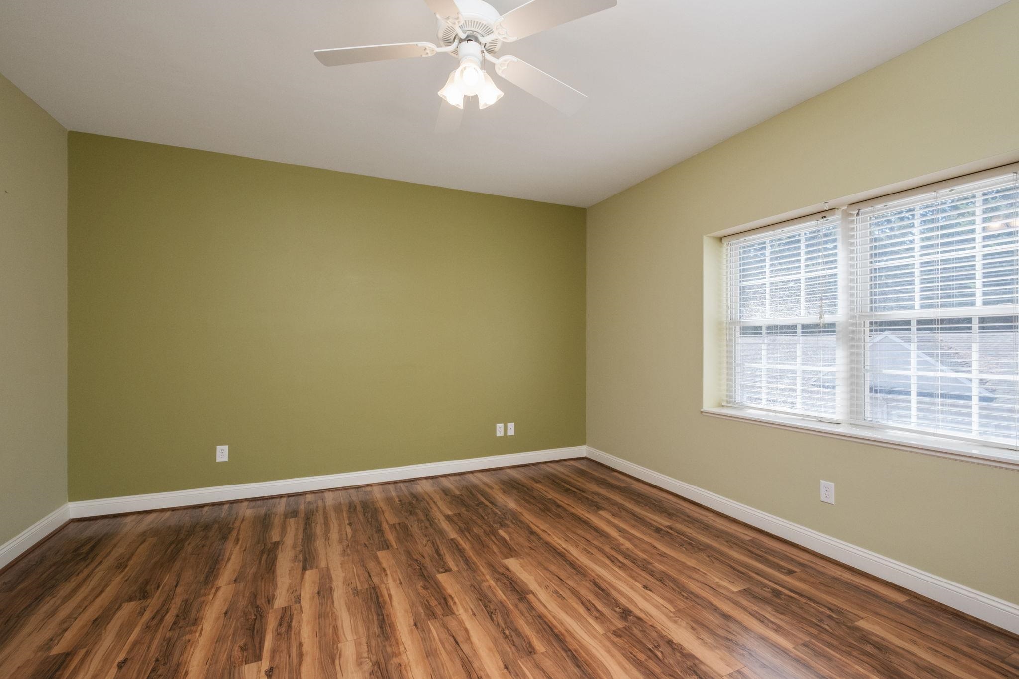 1410 N COALTER ST, STAUNTON, Virginia 24401, 2 Bedrooms Bedrooms, ,2 BathroomsBathrooms,Residential,1410 N COALTER ST,682796 MLS # 682796