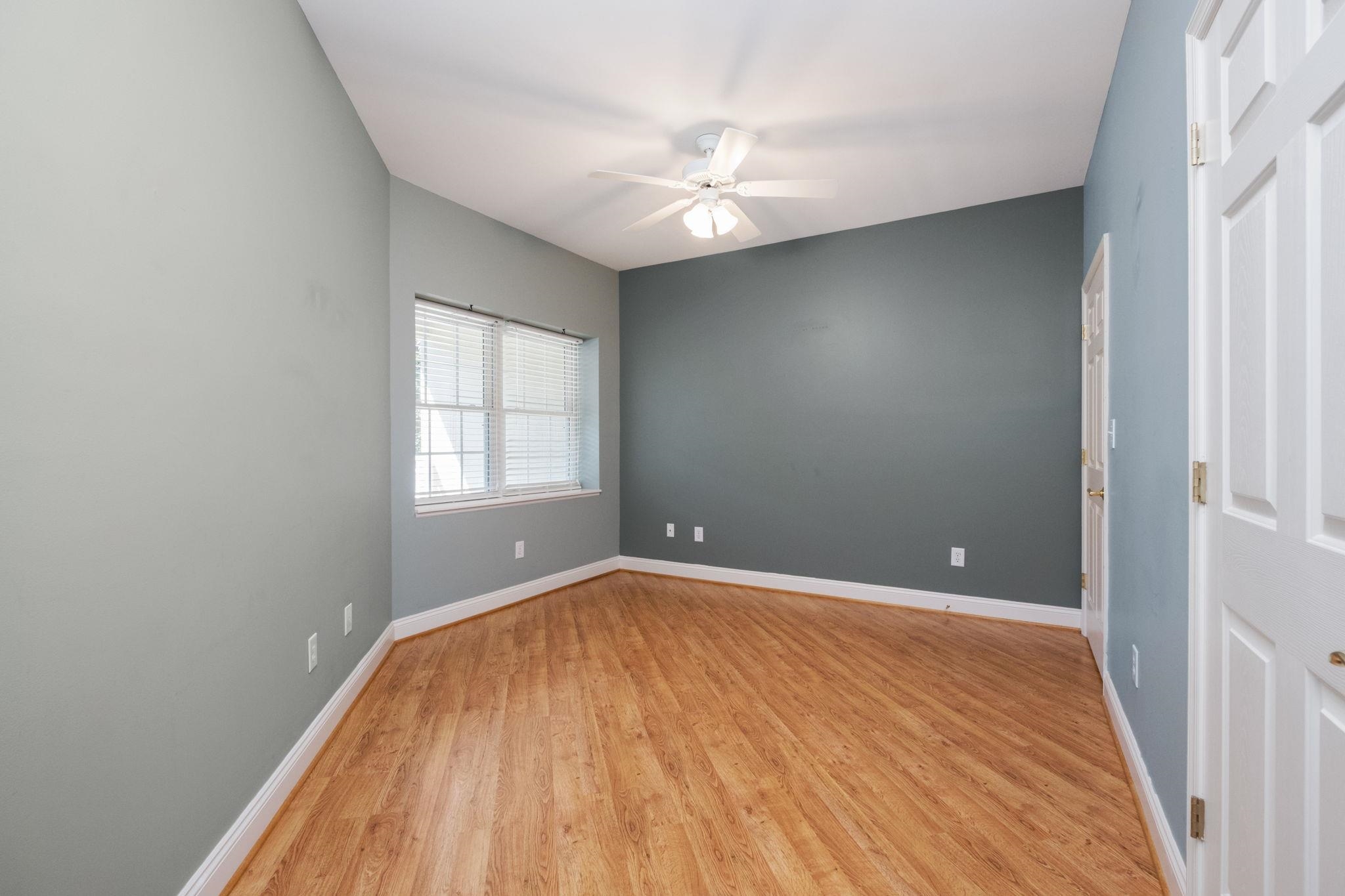 1410 N COALTER ST, STAUNTON, Virginia 24401, 2 Bedrooms Bedrooms, ,2 BathroomsBathrooms,Residential,1410 N COALTER ST,682796 MLS # 682796
