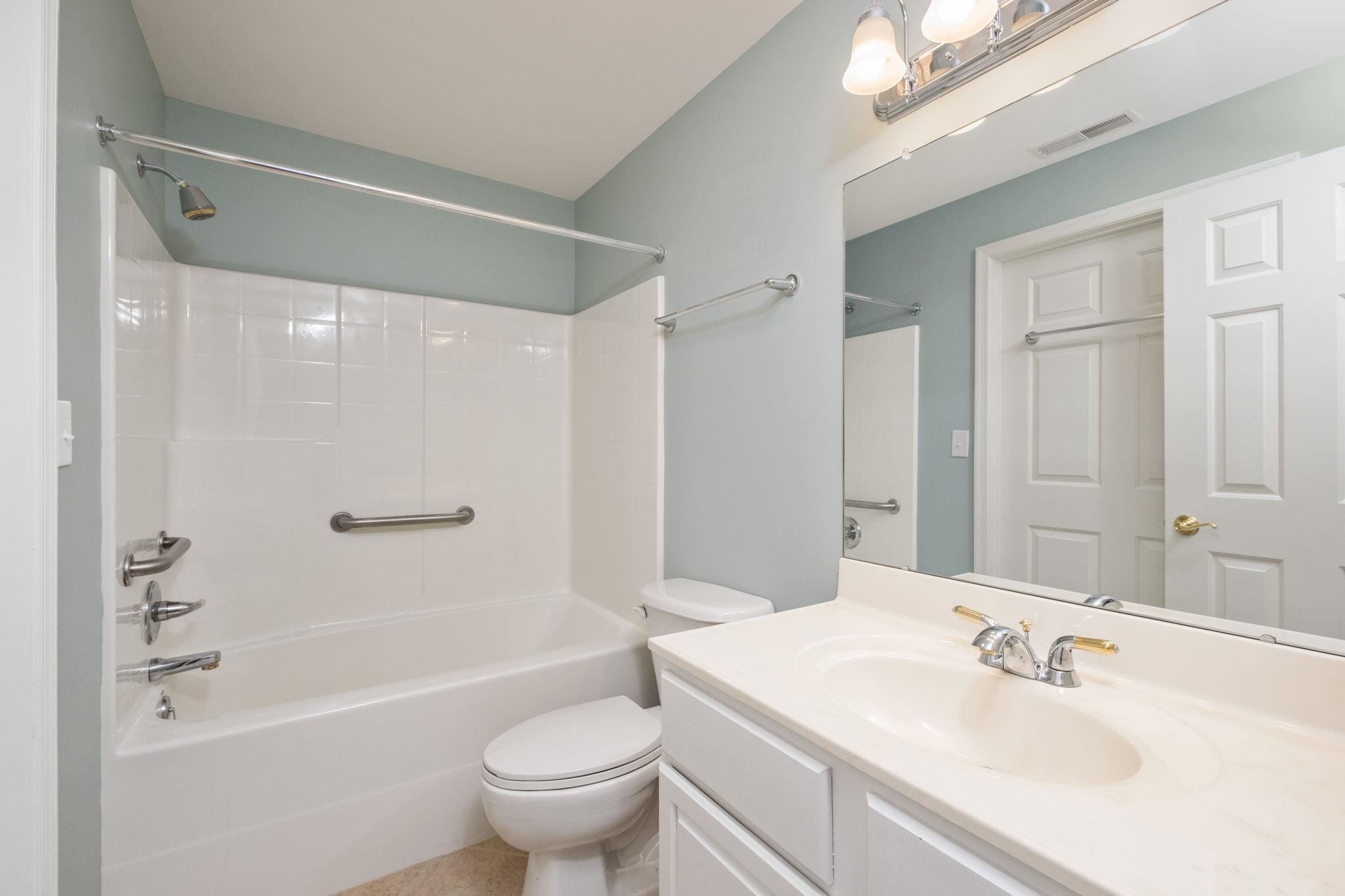 1410 N COALTER ST, STAUNTON, Virginia 24401, 2 Bedrooms Bedrooms, ,2 BathroomsBathrooms,Residential,1410 N COALTER ST,682796 MLS # 682796