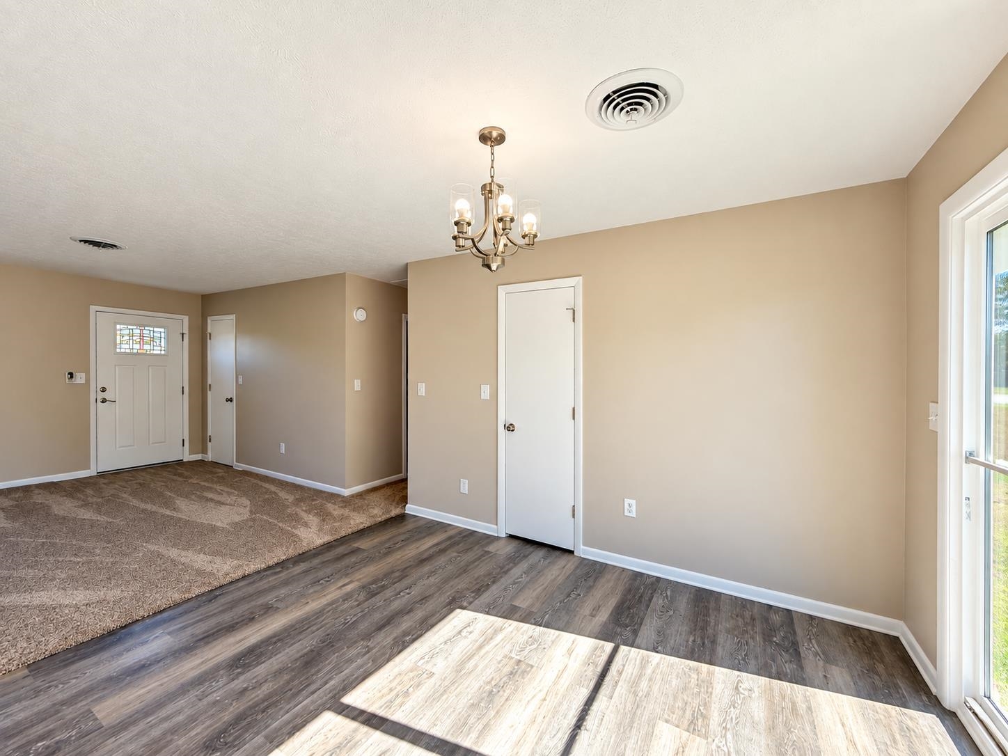 82 HILLSIDE DR, VERONA, Virginia 24482, 3 Bedrooms Bedrooms, ,2 BathroomsBathrooms,Residential,82 HILLSIDE DR,682805 MLS # 682805 82 HILLSIDE DR, VERONA, Virginia 24482, 3 Bedrooms Bedrooms, ,2 BathroomsBathrooms,Residential,82 HILLSIDE DR,682805 MLS # 682805