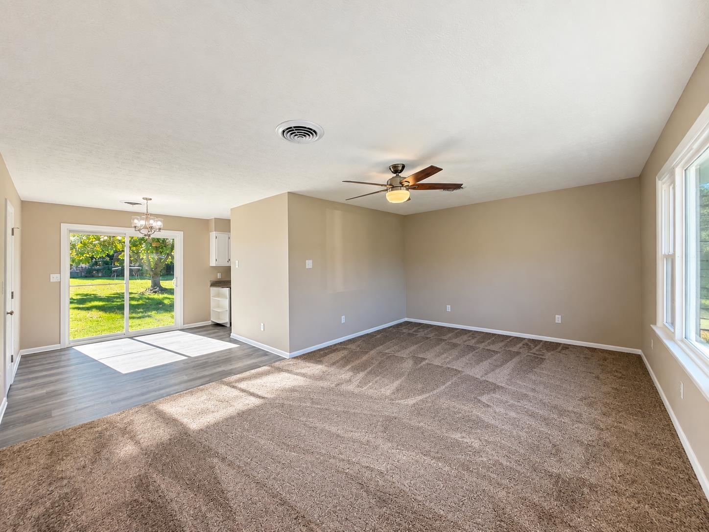 82 HILLSIDE DR, VERONA, Virginia 24482, 3 Bedrooms Bedrooms, ,2 BathroomsBathrooms,Residential,82 HILLSIDE DR,682805 MLS # 682805 82 HILLSIDE DR, VERONA, Virginia 24482, 3 Bedrooms Bedrooms, ,2 BathroomsBathrooms,Residential,82 HILLSIDE DR,682805 MLS # 682805