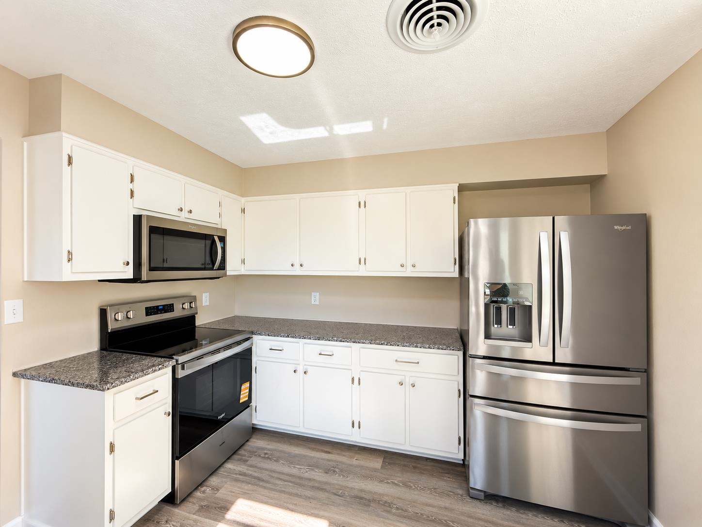 82 HILLSIDE DR, VERONA, Virginia 24482, 3 Bedrooms Bedrooms, ,2 BathroomsBathrooms,Residential,82 HILLSIDE DR,682805 MLS # 682805 82 HILLSIDE DR, VERONA, Virginia 24482, 3 Bedrooms Bedrooms, ,2 BathroomsBathrooms,Residential,82 HILLSIDE DR,682805 MLS # 682805