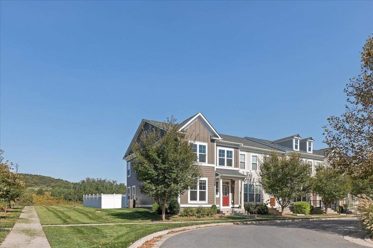 3255 BATTERY PARK PL, ROCKINGHAM, Virginia 22801, 3 Bedrooms Bedrooms, ,2 BathroomsBathrooms,Residential,3255 BATTERY PARK PL,682806 MLS # 682806