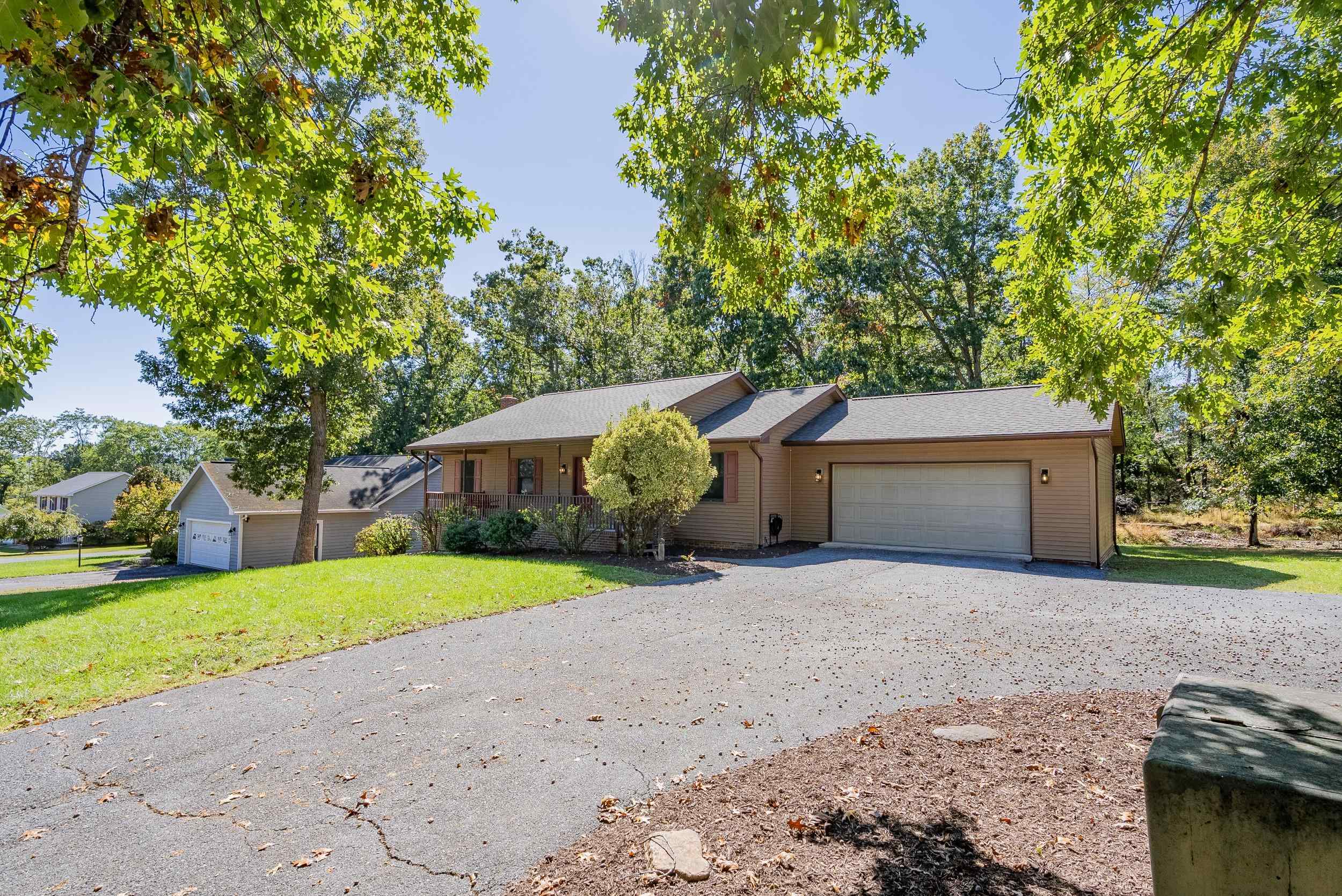 2571 OAK GROVE, MCGAHEYSVILLE, Virginia 22840, 4 Bedrooms Bedrooms, ,3 BathroomsBathrooms,Residential,2571 OAK GROVE,682810 MLS # 682810 2571 OAK GROVE, MCGAHEYSVILLE, Virginia 22840, 4 Bedrooms Bedrooms, ,3 BathroomsBathrooms,Residential,2571 OAK GROVE,682810 MLS # 682810
