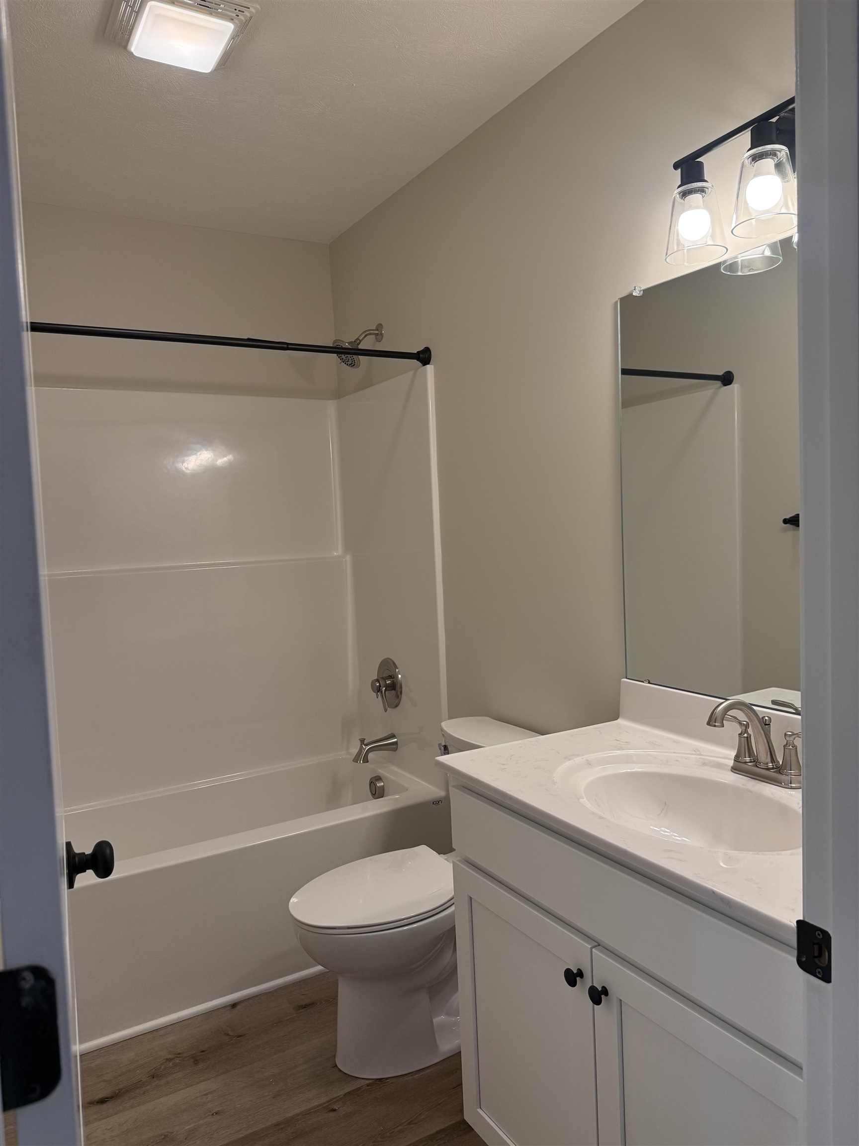 362 WHITMORE RD, MOUNT SOLON, Virginia 22843, 3 Bedrooms Bedrooms, ,2 BathroomsBathrooms,Residential,362 WHITMORE RD,682811 MLS # 682811
