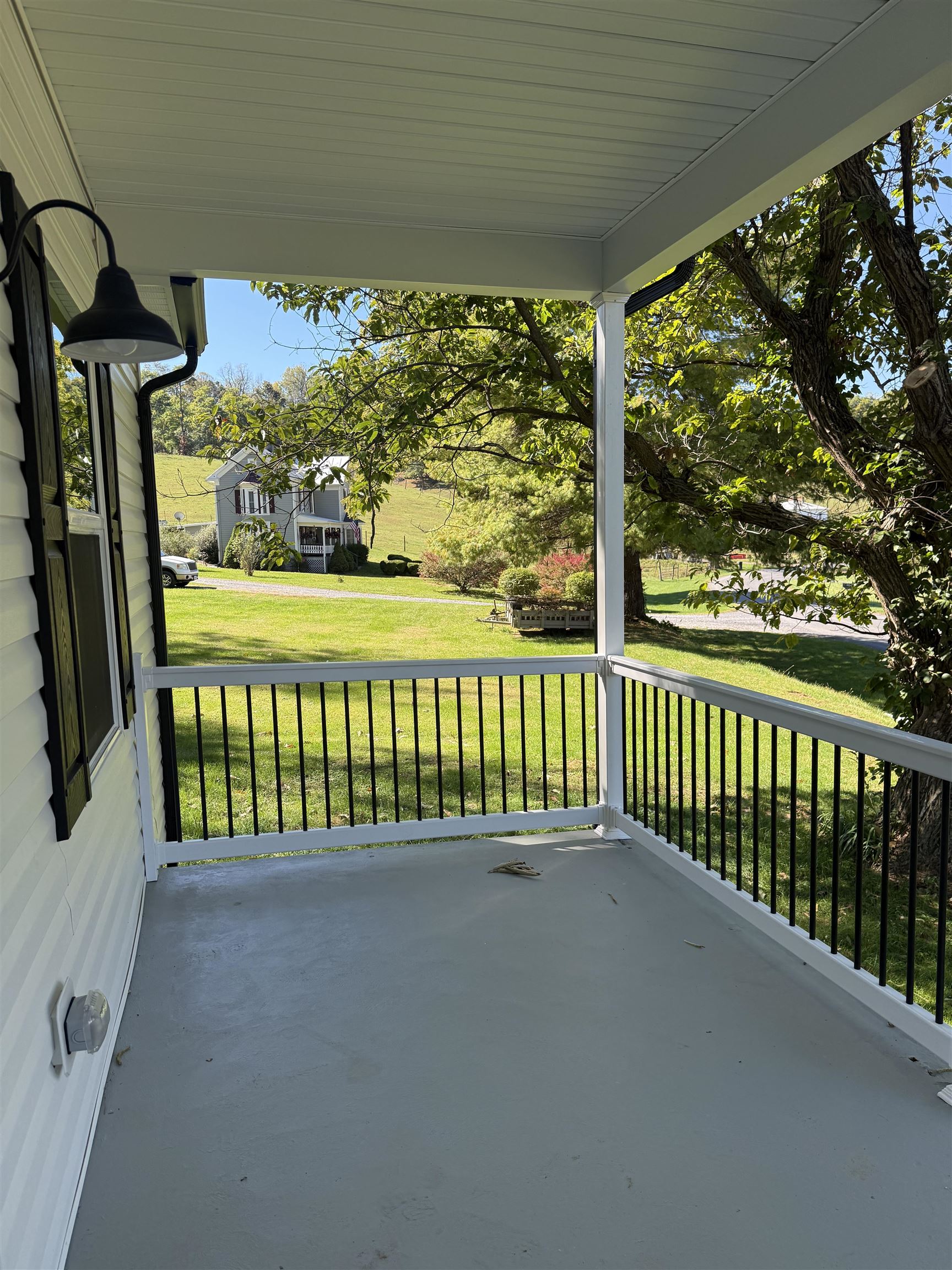 362 WHITMORE RD, MOUNT SOLON, Virginia 22843, 3 Bedrooms Bedrooms, ,2 BathroomsBathrooms,Residential,362 WHITMORE RD,682811 MLS # 682811