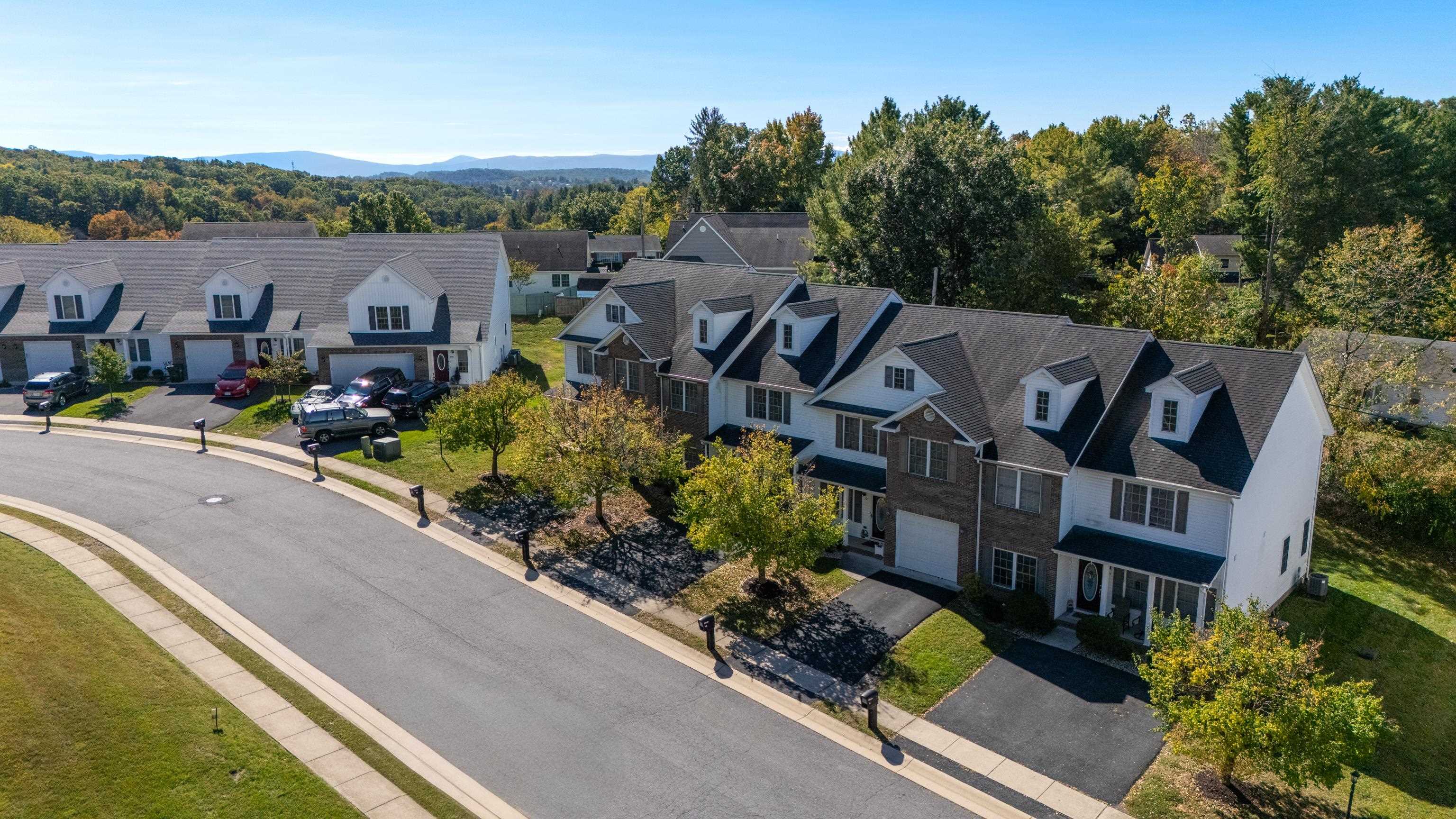 112 COLLINSWOOD DR, STAUNTON, Virginia 24401, 3 Bedrooms Bedrooms, ,2 BathroomsBathrooms,Residential,Lot 13- 0.59 AC,112 COLLINSWOOD DR,682812 MLS # 682812 112 COLLINSWOOD DR, STAUNTON, Virginia 24401, 3 Bedrooms Bedrooms, ,2 BathroomsBathrooms,Residential,Lot 13- 0.59 AC,112 COLLINSWOOD DR,682812 MLS # 682812