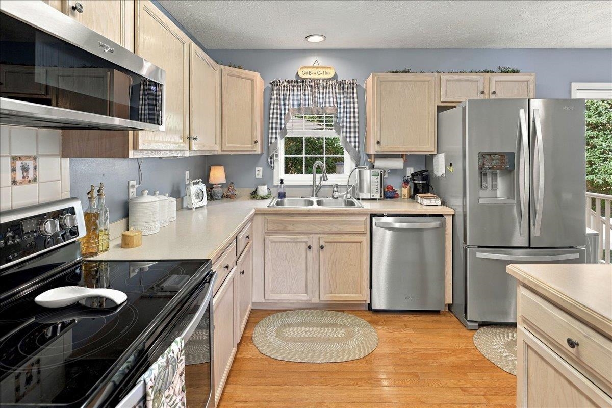 61 CONFEDERACY DR, PENN LAIRD, Virginia 22846, 3 Bedrooms Bedrooms, ,2 BathroomsBathrooms,Residential,61 CONFEDERACY DR,682813 MLS # 682813 61 CONFEDERACY DR, PENN LAIRD, Virginia 22846, 3 Bedrooms Bedrooms, ,2 BathroomsBathrooms,Residential,61 CONFEDERACY DR,682813 MLS # 682813