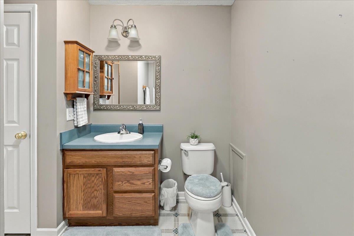 61 CONFEDERACY DR, PENN LAIRD, Virginia 22846, 3 Bedrooms Bedrooms, ,2 BathroomsBathrooms,Residential,61 CONFEDERACY DR,682813 MLS # 682813 61 CONFEDERACY DR, PENN LAIRD, Virginia 22846, 3 Bedrooms Bedrooms, ,2 BathroomsBathrooms,Residential,61 CONFEDERACY DR,682813 MLS # 682813