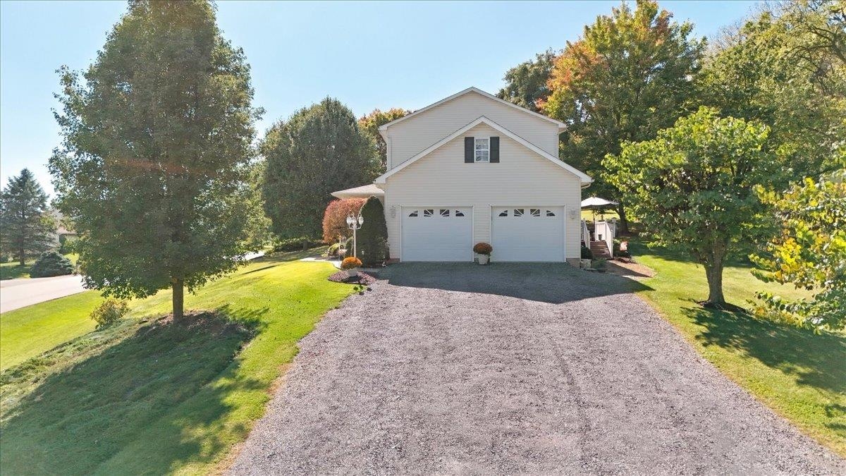 61 CONFEDERACY DR, PENN LAIRD, Virginia 22846, 3 Bedrooms Bedrooms, ,2 BathroomsBathrooms,Residential,61 CONFEDERACY DR,682813 MLS # 682813 61 CONFEDERACY DR, PENN LAIRD, Virginia 22846, 3 Bedrooms Bedrooms, ,2 BathroomsBathrooms,Residential,61 CONFEDERACY DR,682813 MLS # 682813