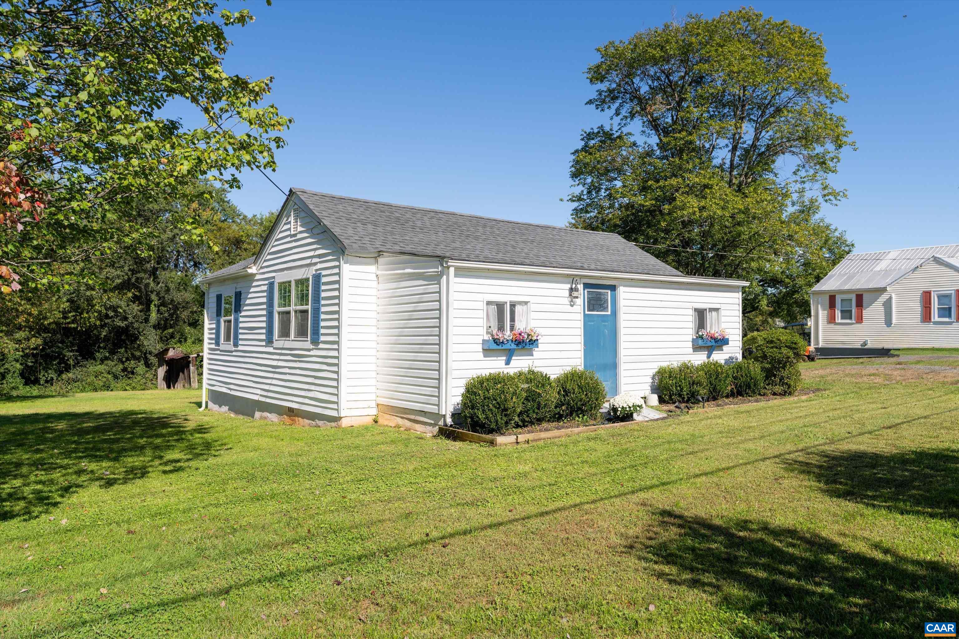 391 RESETTLEMENT RD, MADISON, Virginia 22727, 3 Bedrooms Bedrooms, ,2 BathroomsBathrooms,Residential,391 RESETTLEMENT RD,682814 MLS # 682814 391 RESETTLEMENT RD, MADISON, Virginia 22727, 3 Bedrooms Bedrooms, ,2 BathroomsBathrooms,Residential,391 RESETTLEMENT RD,682814 MLS # 682814